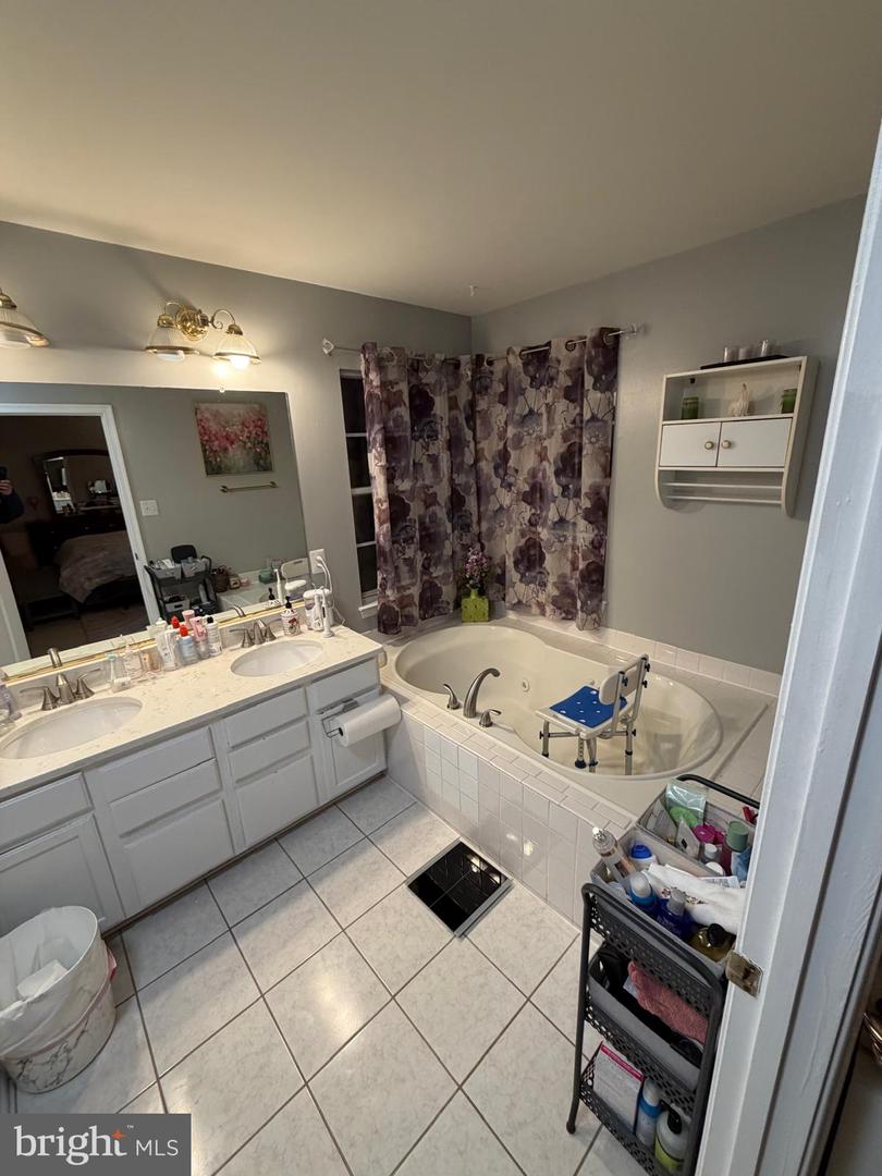 9300 NANCY ST, MANASSAS PARK, Virginia 20111, 5 Bedrooms Bedrooms, 9 Rooms Rooms,4 BathroomsBathrooms,Residential,For sale,9300 NANCY ST,VAMP2003600 MLS # VAMP2003600