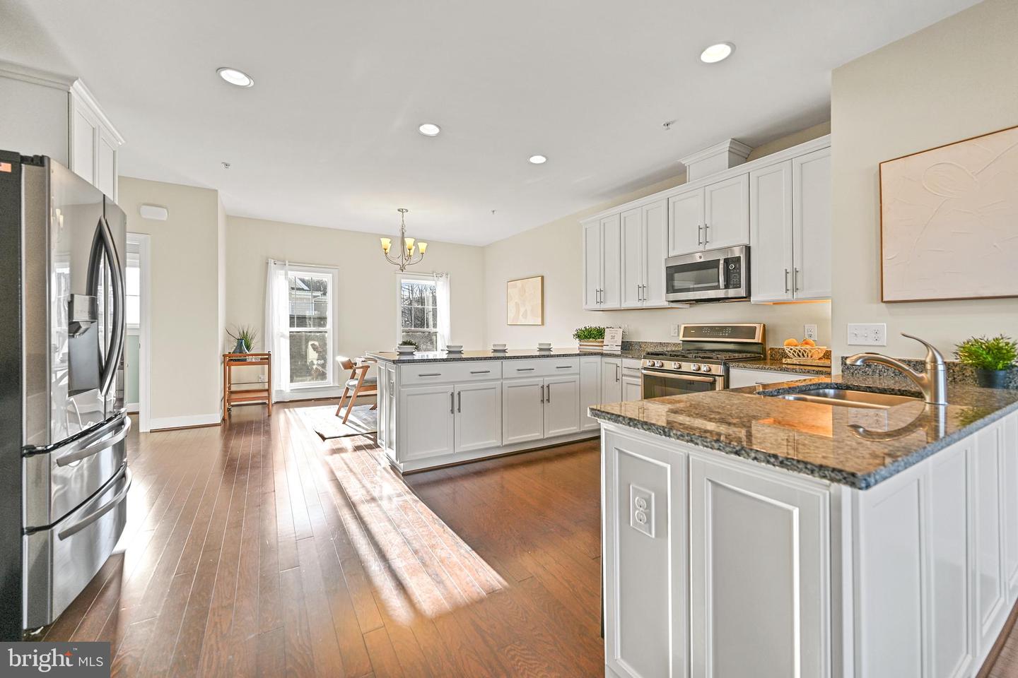 612 MARINA LANDING LN, WOODBRIDGE, Virginia 22191, 3 Bedrooms Bedrooms, ,3 BathroomsBathrooms,Residential,For sale,612 MARINA LANDING LN,VAPW2110930 MLS # VAPW2110930