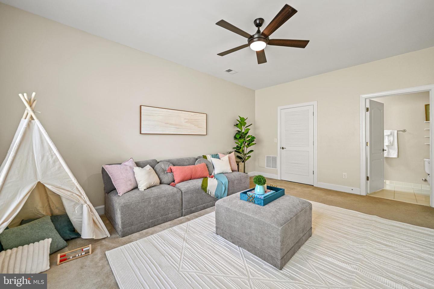 612 MARINA LANDING LN, WOODBRIDGE, Virginia 22191, 3 Bedrooms Bedrooms, ,3 BathroomsBathrooms,Residential,For sale,612 MARINA LANDING LN,VAPW2110930 MLS # VAPW2110930