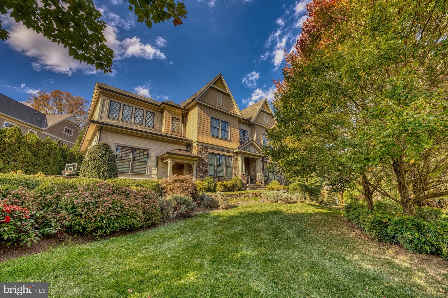 6520 TOPEKA RD, MCLEAN, Virginia 22101, 5 Bedrooms Bedrooms, ,5 BathroomsBathrooms,Residential,For sale,6520 TOPEKA RD,VAFX2286798 MLS # VAFX2286798