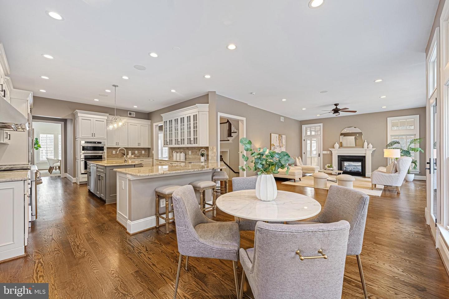 6520 TOPEKA RD, MCLEAN, Virginia 22101, 5 Bedrooms Bedrooms, ,5 BathroomsBathrooms,Residential,For sale,6520 TOPEKA RD,VAFX2286798 MLS # VAFX2286798