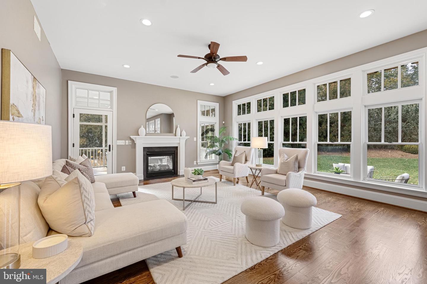 6520 TOPEKA RD, MCLEAN, Virginia 22101, 5 Bedrooms Bedrooms, ,5 BathroomsBathrooms,Residential,For sale,6520 TOPEKA RD,VAFX2286798 MLS # VAFX2286798