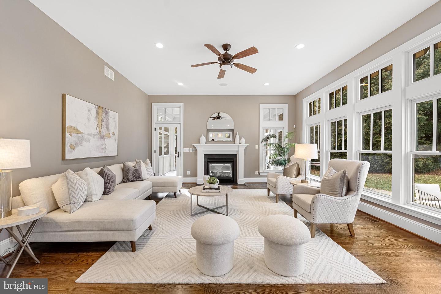 6520 TOPEKA RD, MCLEAN, Virginia 22101, 5 Bedrooms Bedrooms, ,5 BathroomsBathrooms,Residential,For sale,6520 TOPEKA RD,VAFX2286798 MLS # VAFX2286798