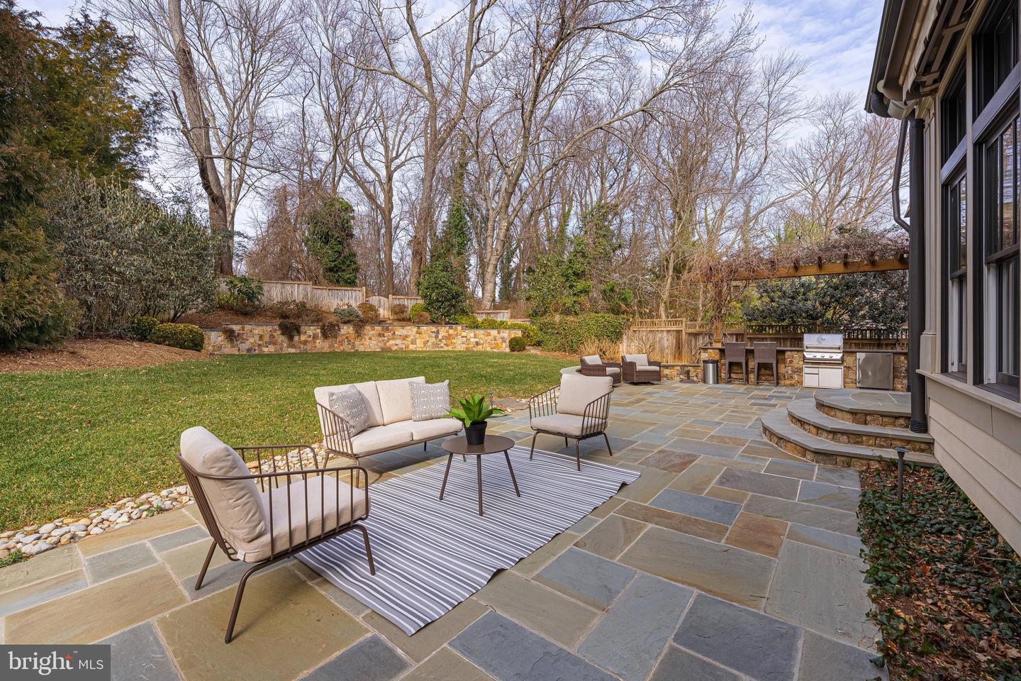 6520 TOPEKA RD, MCLEAN, Virginia 22101, 5 Bedrooms Bedrooms, ,5 BathroomsBathrooms,Residential,For sale,6520 TOPEKA RD,VAFX2286798 MLS # VAFX2286798