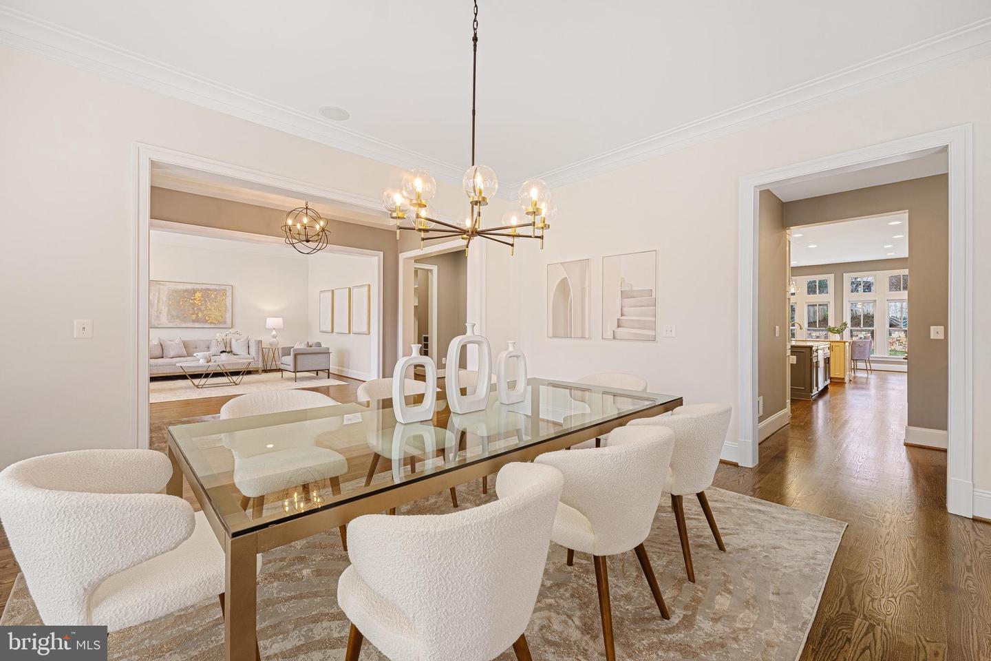 6520 TOPEKA RD, MCLEAN, Virginia 22101, 5 Bedrooms Bedrooms, ,5 BathroomsBathrooms,Residential,For sale,6520 TOPEKA RD,VAFX2286798 MLS # VAFX2286798