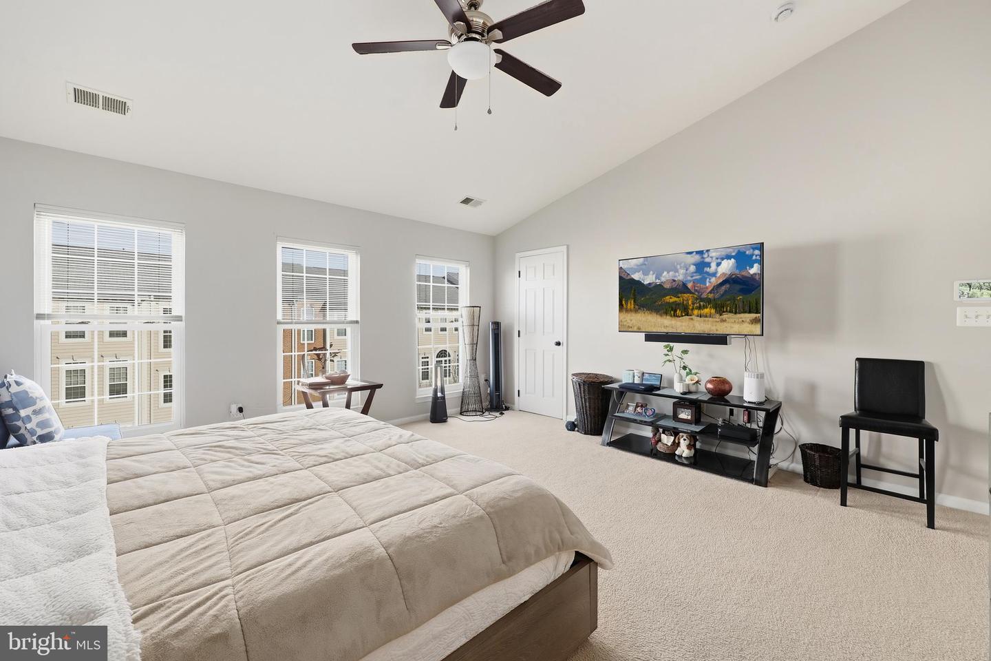 42262 TERRAZZO TER, ALDIE, Virginia 20105, 3 Bedrooms Bedrooms, ,2 BathroomsBathrooms,Residential,For sale,42262 TERRAZZO TER,VALO2114340 MLS # VALO2114340