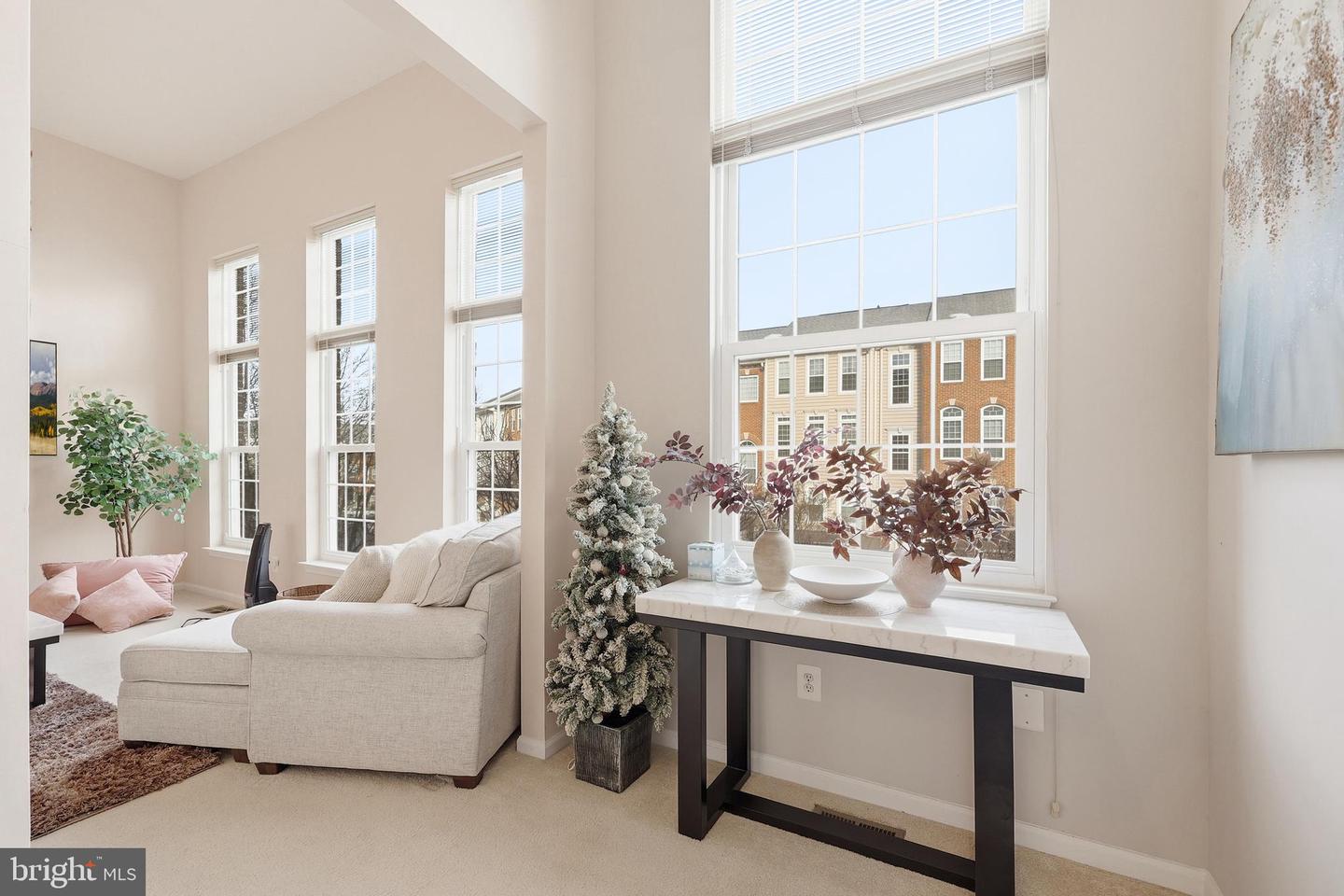 42262 TERRAZZO TER, ALDIE, Virginia 20105, 3 Bedrooms Bedrooms, ,2 BathroomsBathrooms,Residential,For sale,42262 TERRAZZO TER,VALO2114340 MLS # VALO2114340