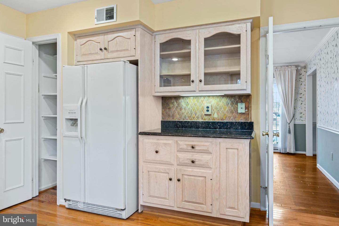 3216 NESTLEWOOD DR, OAK HILL, Virginia 20171, 4 Bedrooms Bedrooms, ,3 BathroomsBathrooms,Residential,For sale,3216 NESTLEWOOD DR,VAFX2286888 MLS # VAFX2286888