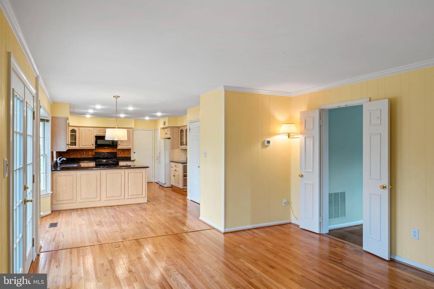 3216 NESTLEWOOD DR, OAK HILL, Virginia 20171, 4 Bedrooms Bedrooms, ,3 BathroomsBathrooms,Residential,For sale,3216 NESTLEWOOD DR,VAFX2286888 MLS # VAFX2286888