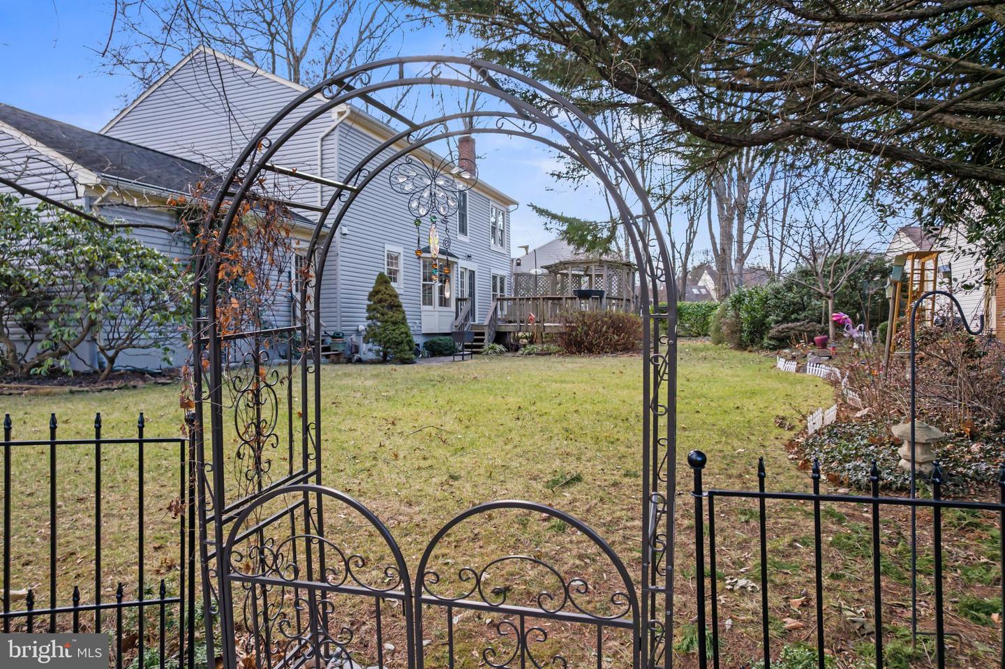 3216 NESTLEWOOD DR, OAK HILL, Virginia 20171, 4 Bedrooms Bedrooms, ,3 BathroomsBathrooms,Residential,For sale,3216 NESTLEWOOD DR,VAFX2286888 MLS # VAFX2286888