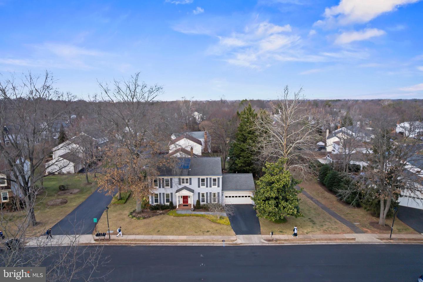 3216 NESTLEWOOD DR, OAK HILL, Virginia 20171, 4 Bedrooms Bedrooms, ,3 BathroomsBathrooms,Residential,For sale,3216 NESTLEWOOD DR,VAFX2286888 MLS # VAFX2286888