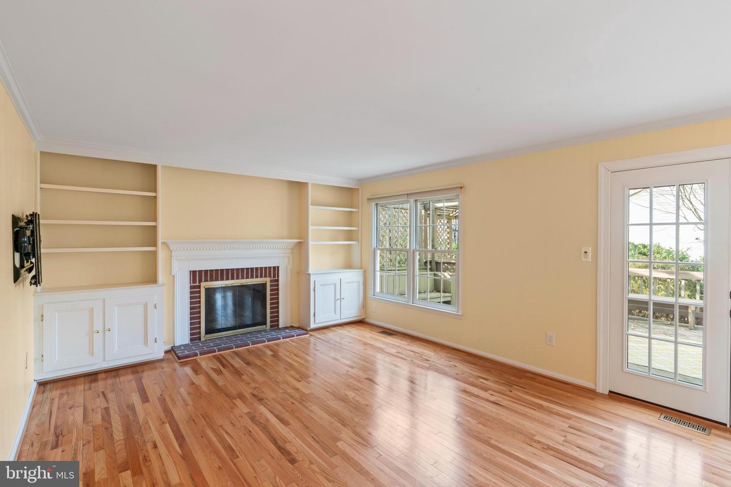 3216 NESTLEWOOD DR, OAK HILL, Virginia 20171, 4 Bedrooms Bedrooms, ,3 BathroomsBathrooms,Residential,For sale,3216 NESTLEWOOD DR,VAFX2286888 MLS # VAFX2286888