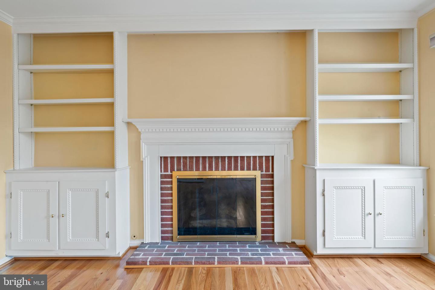 3216 NESTLEWOOD DR, OAK HILL, Virginia 20171, 4 Bedrooms Bedrooms, ,3 BathroomsBathrooms,Residential,For sale,3216 NESTLEWOOD DR,VAFX2286888 MLS # VAFX2286888