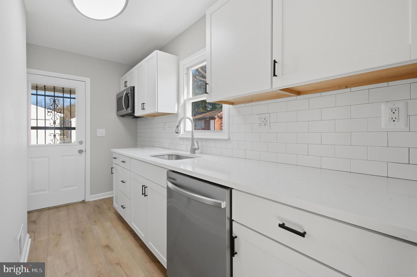 188 HOLDEN DR, MANASSAS PARK, Virginia 20111, 3 Bedrooms Bedrooms, ,2 BathroomsBathrooms,Residential,For sale,188 HOLDEN DR,VAMP2003604 MLS # VAMP2003604