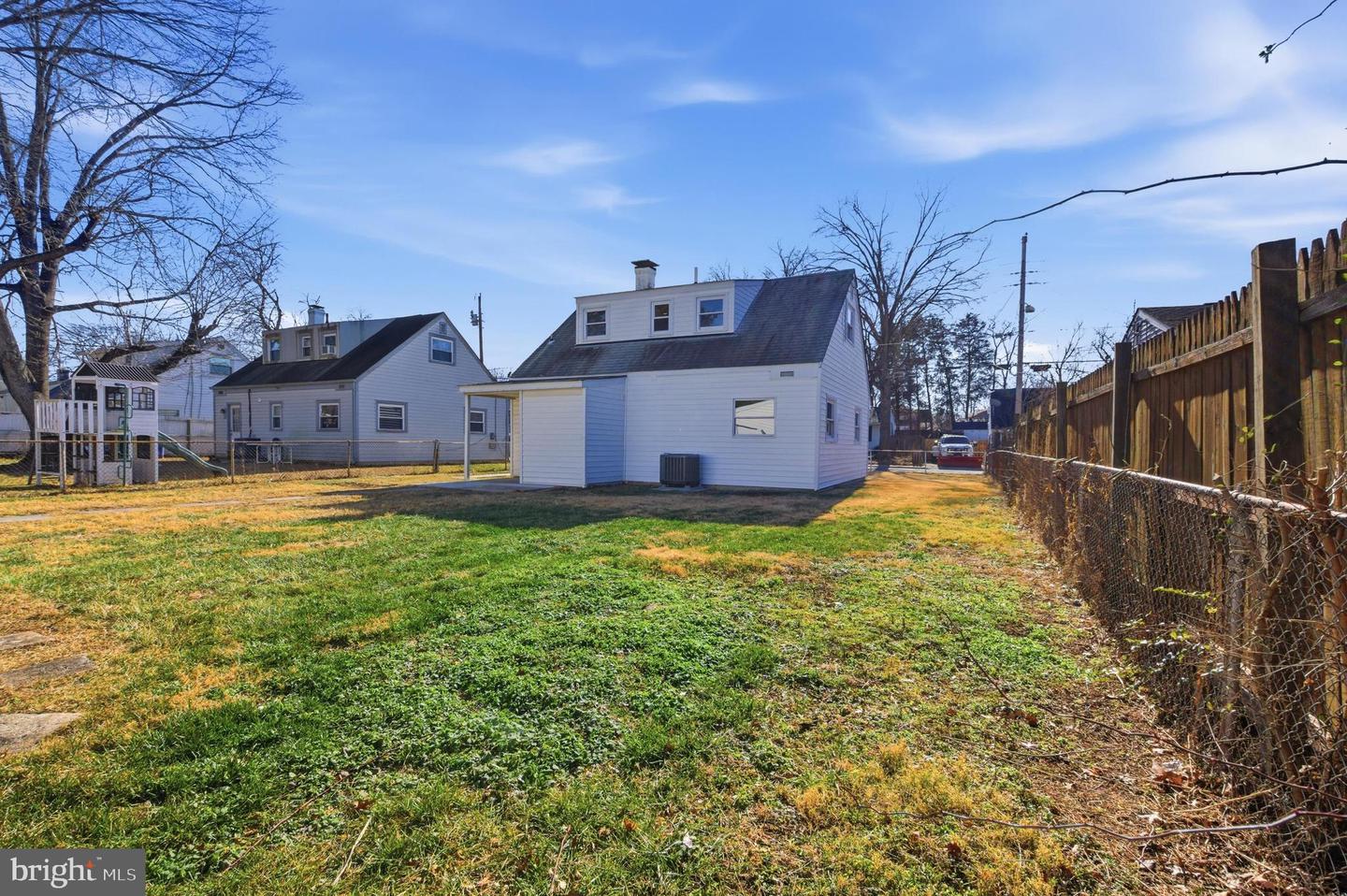 188 HOLDEN DR, MANASSAS PARK, Virginia 20111, 3 Bedrooms Bedrooms, ,2 BathroomsBathrooms,Residential,For sale,188 HOLDEN DR,VAMP2003604 MLS # VAMP2003604