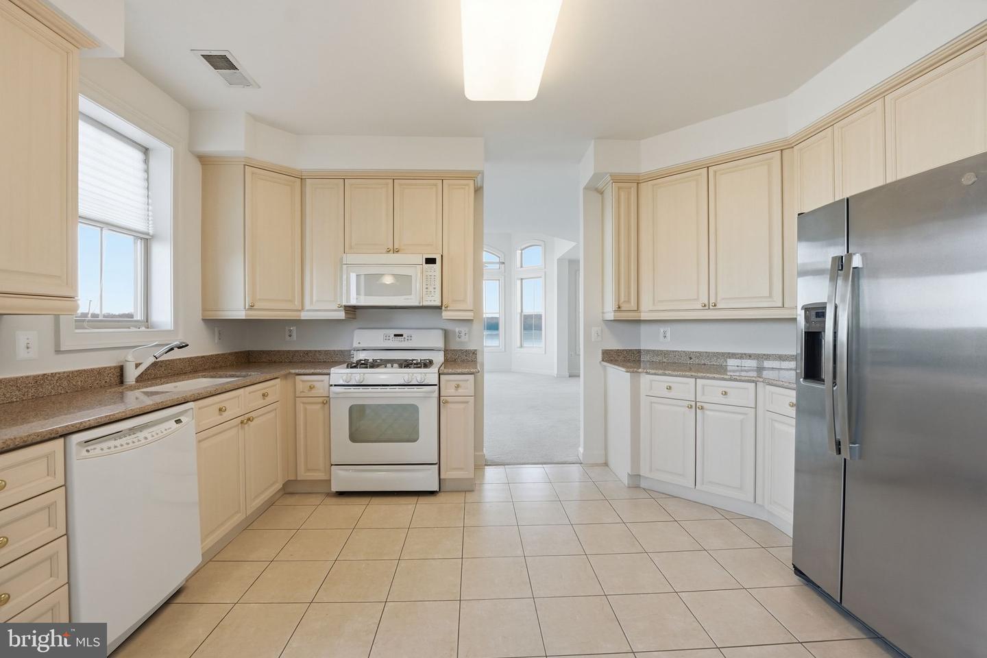 500 BELMONT BAY DR #404, WOODBRIDGE, Virginia 22191, 2 Bedrooms Bedrooms, ,2 BathroomsBathrooms,Residential,For sale,500 BELMONT BAY DR #404,VAPW2111002 MLS # VAPW2111002