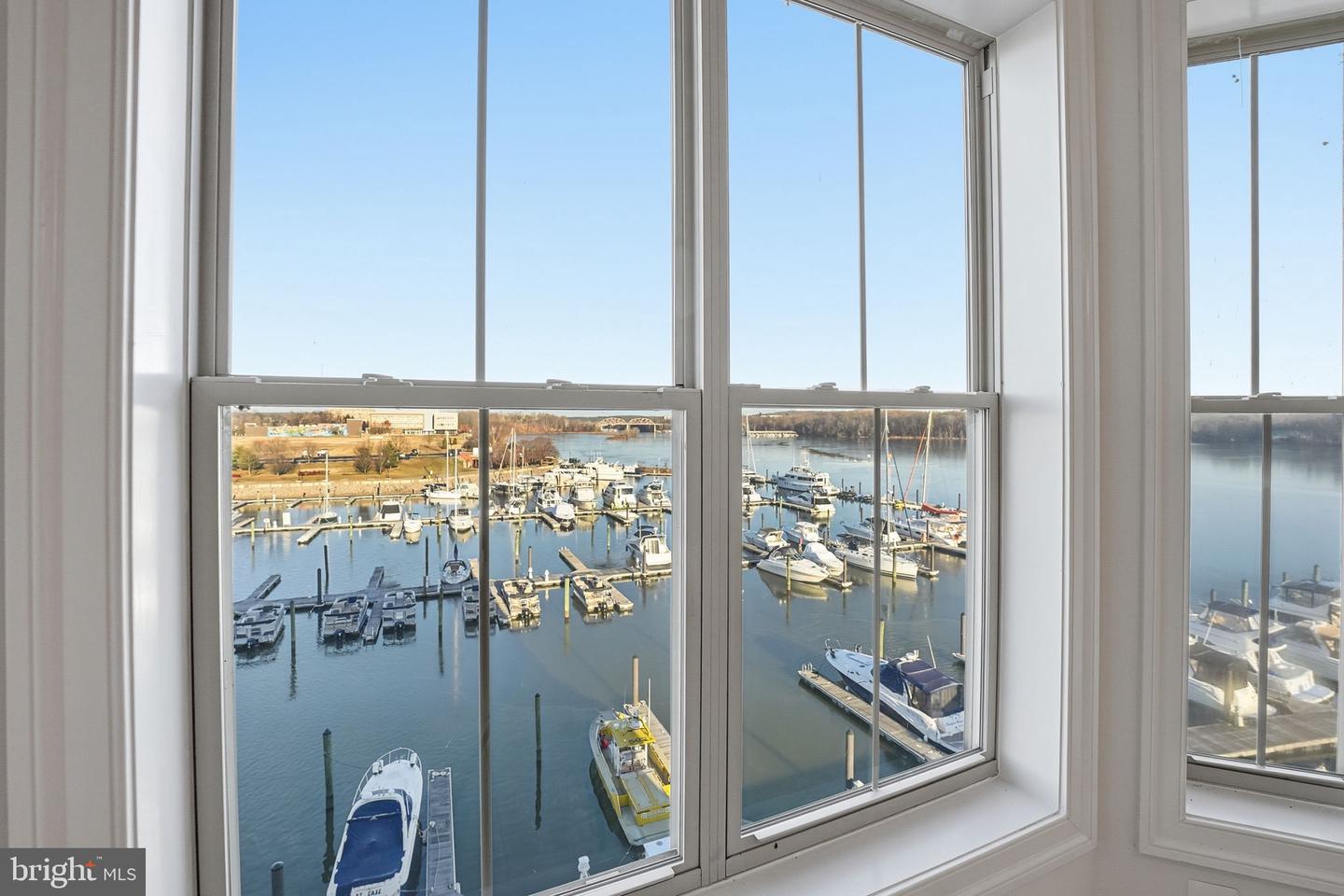 500 BELMONT BAY DR #404, WOODBRIDGE, Virginia 22191, 2 Bedrooms Bedrooms, ,2 BathroomsBathrooms,Residential,For sale,500 BELMONT BAY DR #404,VAPW2111002 MLS # VAPW2111002