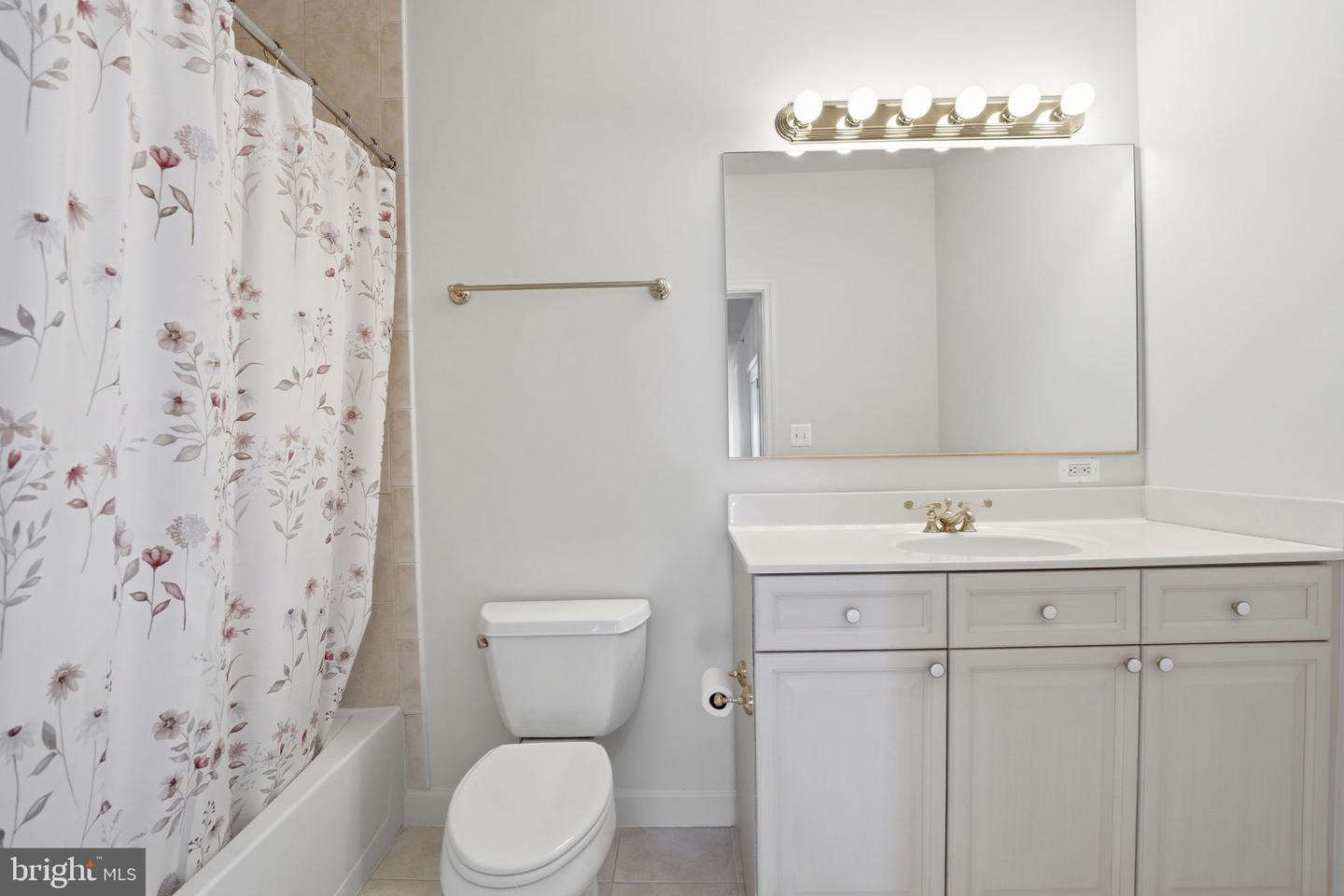 500 BELMONT BAY DR #404, WOODBRIDGE, Virginia 22191, 2 Bedrooms Bedrooms, ,2 BathroomsBathrooms,Residential,For sale,500 BELMONT BAY DR #404,VAPW2111002 MLS # VAPW2111002