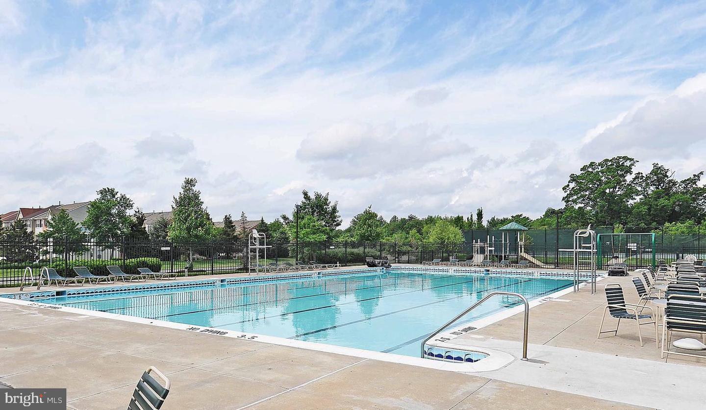 500 BELMONT BAY DR #404, WOODBRIDGE, Virginia 22191, 2 Bedrooms Bedrooms, ,2 BathroomsBathrooms,Residential,For sale,500 BELMONT BAY DR #404,VAPW2111002 MLS # VAPW2111002