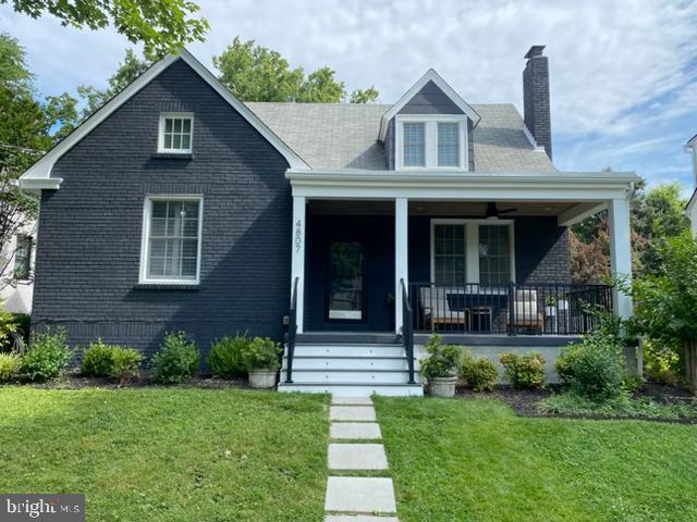 4807 WASHINGTON BLVD, ARLINGTON, Virginia 22205, 4 Bedrooms Bedrooms, 15 Rooms Rooms,3 BathroomsBathrooms,Residential,For sale,4807 WASHINGTON BLVD,VAAR2067990 MLS # VAAR2067990