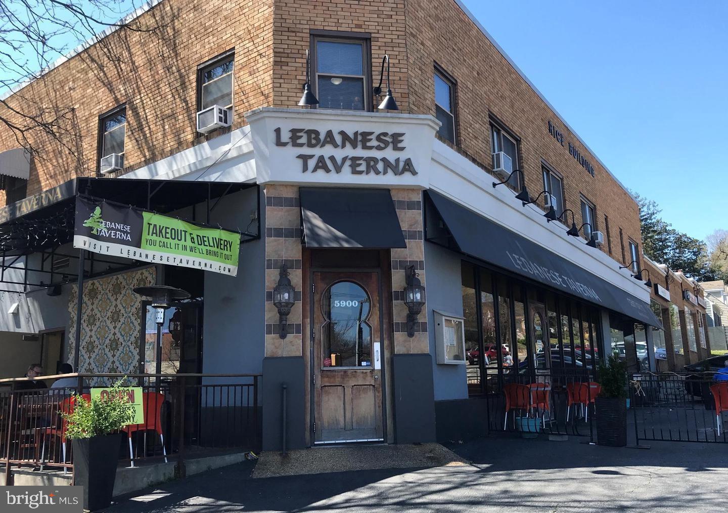 4807 WASHINGTON BLVD, ARLINGTON, Virginia 22205, 4 Bedrooms Bedrooms, 15 Rooms Rooms,3 BathroomsBathrooms,Residential,For sale,4807 WASHINGTON BLVD,VAAR2067990 MLS # VAAR2067990