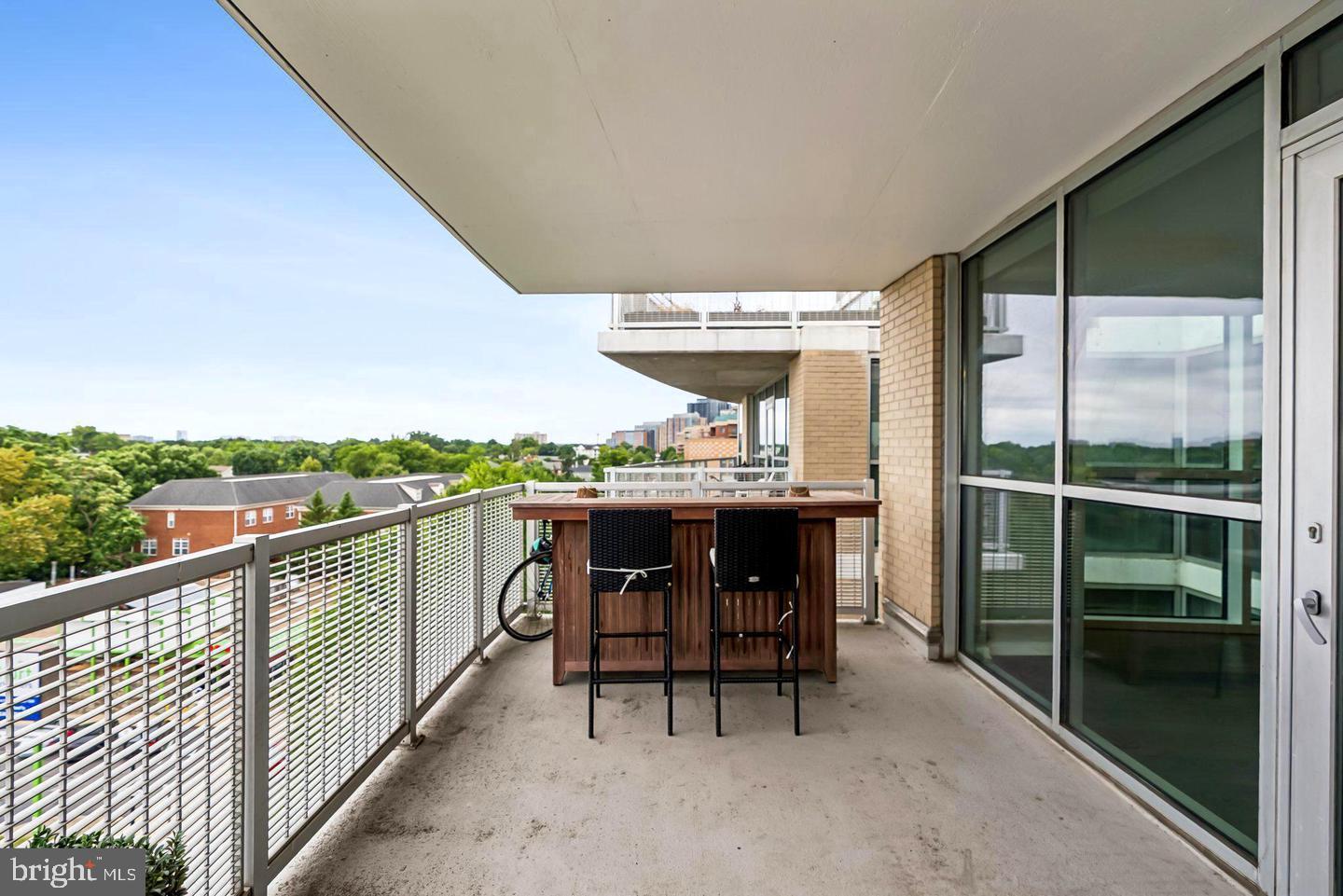 3409 WILSON BLVD #611, ARLINGTON, Virginia 22201, 2 Bedrooms Bedrooms, ,2 BathroomsBathrooms,Residential,For sale,3409 WILSON BLVD #611,VAAR2068000 MLS # VAAR2068000