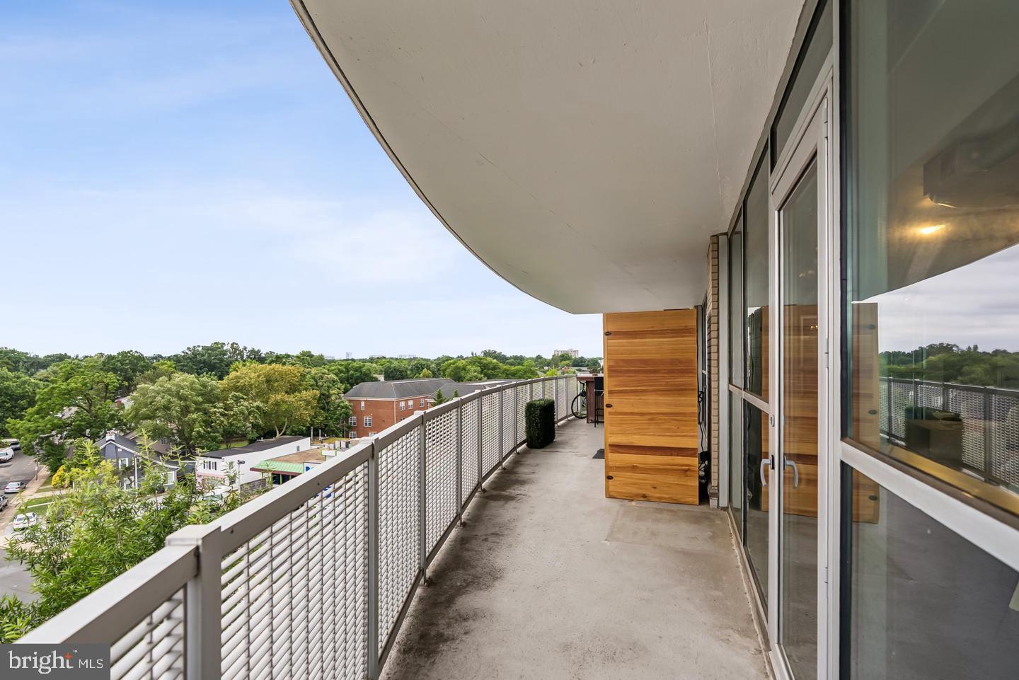 3409 WILSON BLVD #611, ARLINGTON, Virginia 22201, 2 Bedrooms Bedrooms, ,2 BathroomsBathrooms,Residential,For sale,3409 WILSON BLVD #611,VAAR2068000 MLS # VAAR2068000