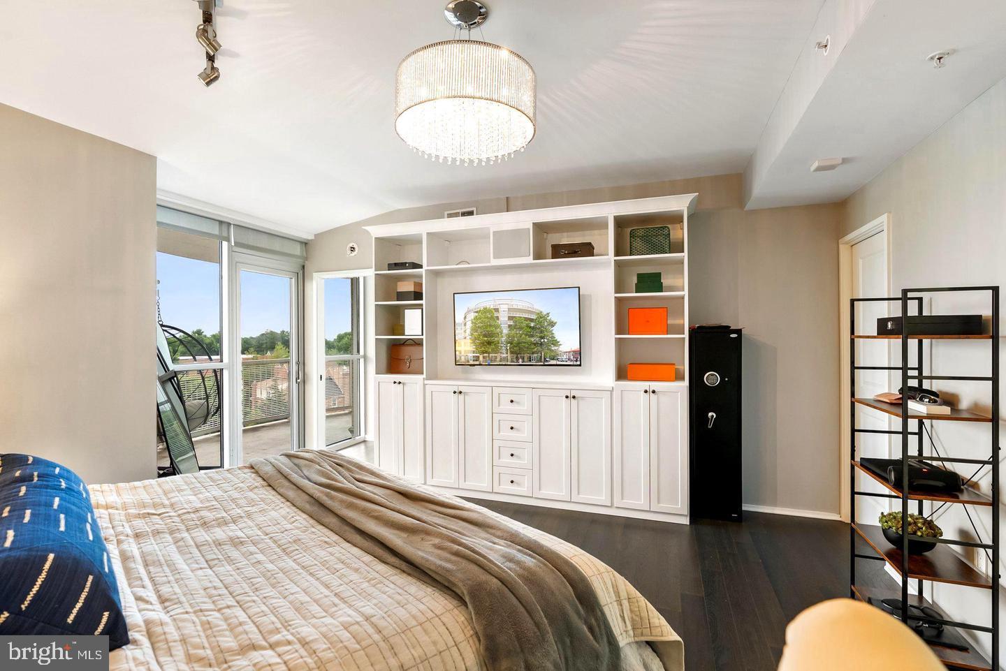 3409 WILSON BLVD #611, ARLINGTON, Virginia 22201, 2 Bedrooms Bedrooms, ,2 BathroomsBathrooms,Residential,For sale,3409 WILSON BLVD #611,VAAR2068000 MLS # VAAR2068000