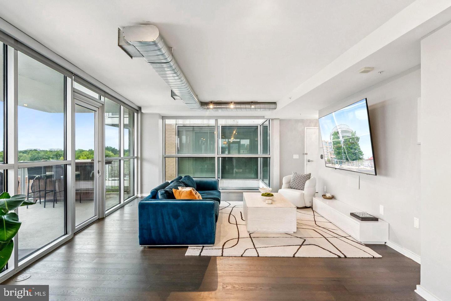 3409 WILSON BLVD #611, ARLINGTON, Virginia 22201, 2 Bedrooms Bedrooms, ,2 BathroomsBathrooms,Residential,For sale,3409 WILSON BLVD #611,VAAR2068000 MLS # VAAR2068000