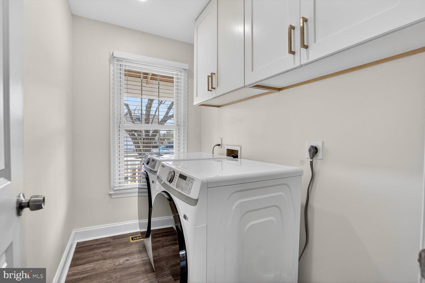 5502 BUGGY WHIP DR, CENTREVILLE, Virginia 20120, 4 Bedrooms Bedrooms, ,2 BathroomsBathrooms,Residential,For sale,5502 BUGGY WHIP DR,VAFX2287050 MLS # VAFX2287050