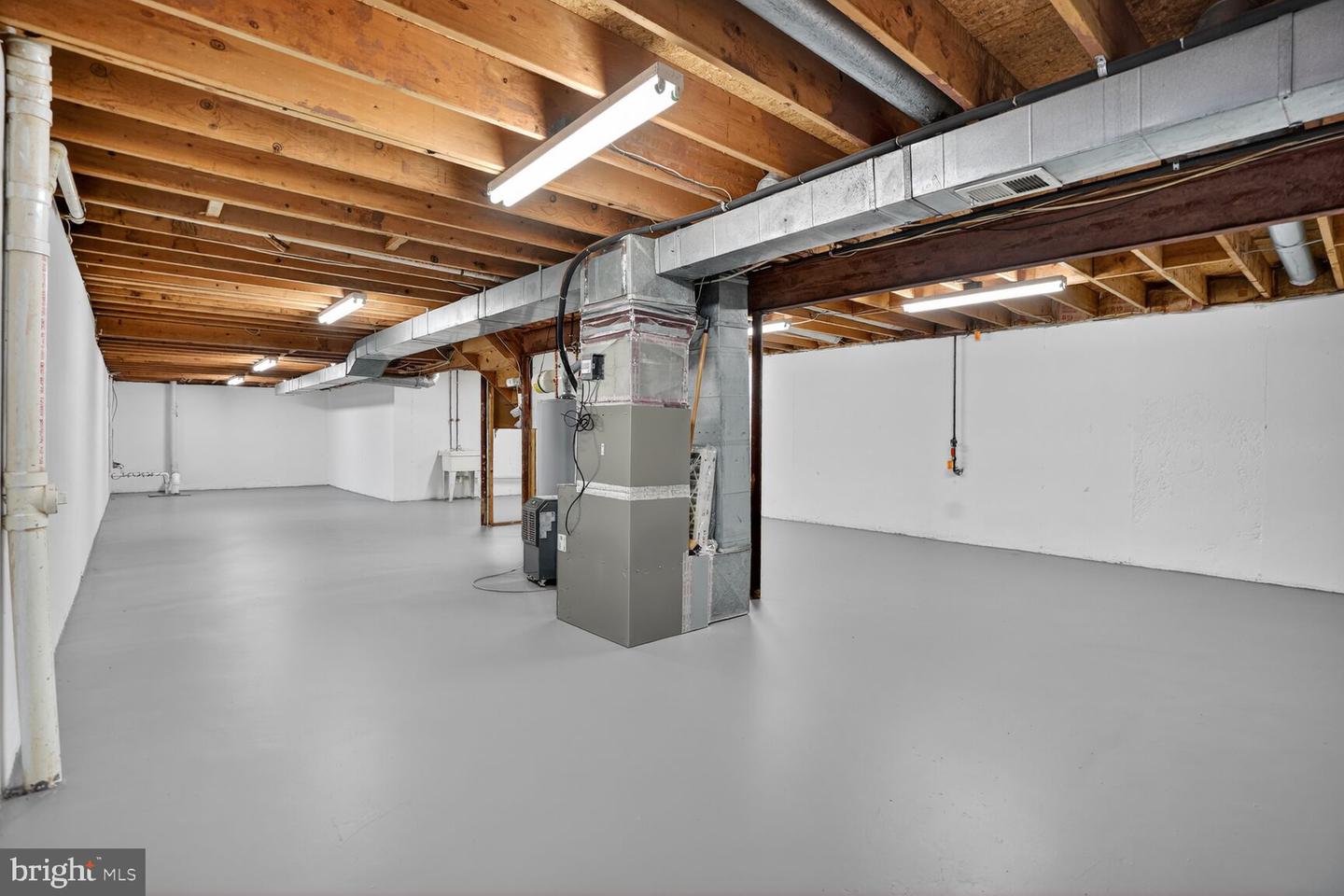 5502 BUGGY WHIP DR, CENTREVILLE, Virginia 20120, 4 Bedrooms Bedrooms, ,2 BathroomsBathrooms,Residential,For sale,5502 BUGGY WHIP DR,VAFX2287050 MLS # VAFX2287050