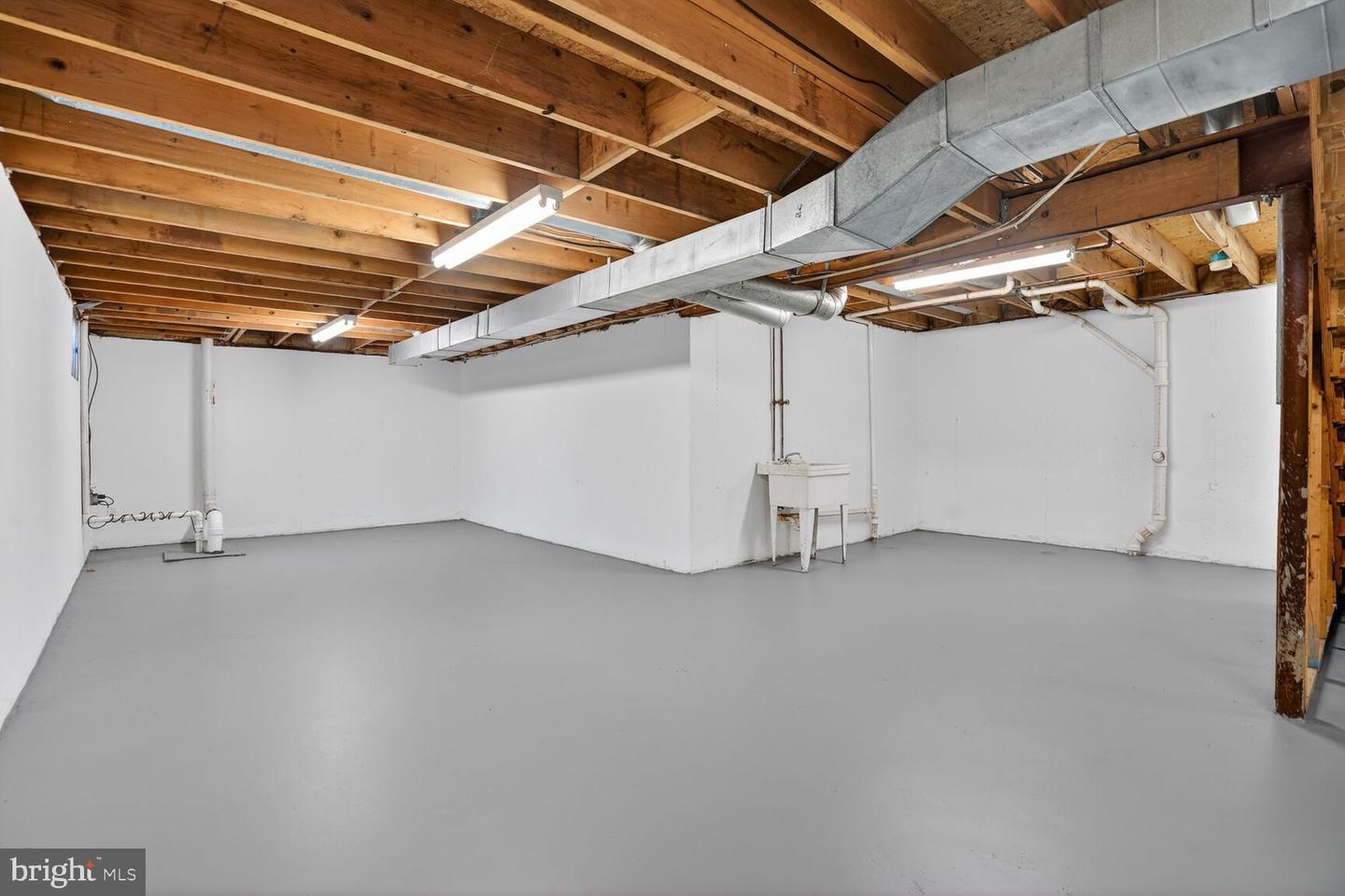 5502 BUGGY WHIP DR, CENTREVILLE, Virginia 20120, 4 Bedrooms Bedrooms, ,2 BathroomsBathrooms,Residential,For sale,5502 BUGGY WHIP DR,VAFX2287050 MLS # VAFX2287050