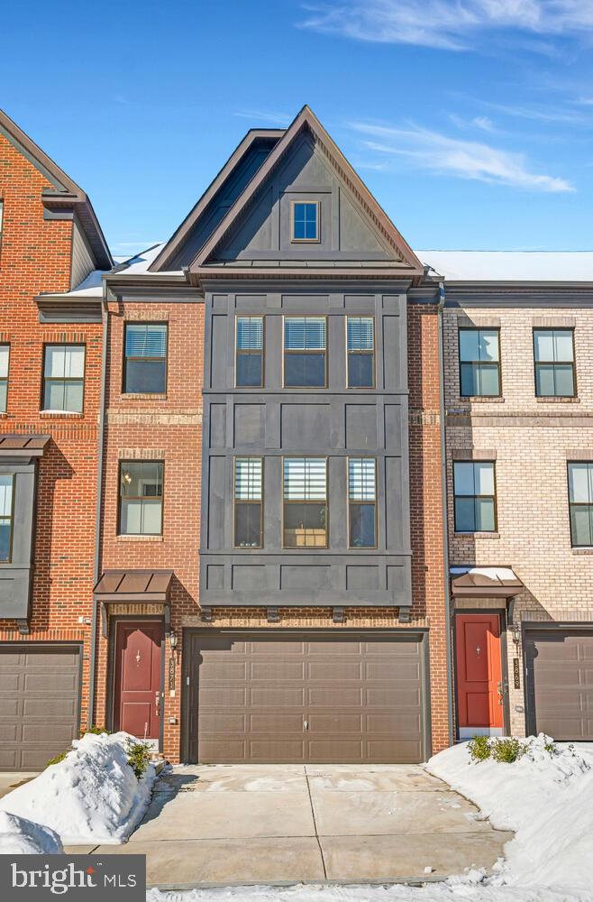 3871 RAINIER DR, FAIRFAX, Virginia 22033, 4 Bedrooms Bedrooms, ,3 BathroomsBathrooms,Residential,For sale,3871 RAINIER DR,VAFX2287154 MLS # VAFX2287154 3871 RAINIER DR, FAIRFAX, Virginia 22033, 4 Bedrooms Bedrooms, ,3 BathroomsBathrooms,Residential,For sale,3871 RAINIER DR,VAFX2287154 MLS # VAFX2287154