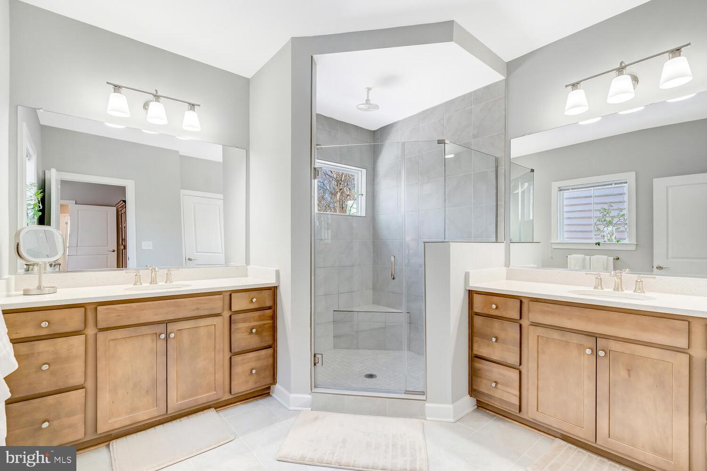 3871 RAINIER DR, FAIRFAX, Virginia 22033, 4 Bedrooms Bedrooms, ,3 BathroomsBathrooms,Residential,For sale,3871 RAINIER DR,VAFX2287154 MLS # VAFX2287154 3871 RAINIER DR, FAIRFAX, Virginia 22033, 4 Bedrooms Bedrooms, ,3 BathroomsBathrooms,Residential,For sale,3871 RAINIER DR,VAFX2287154 MLS # VAFX2287154