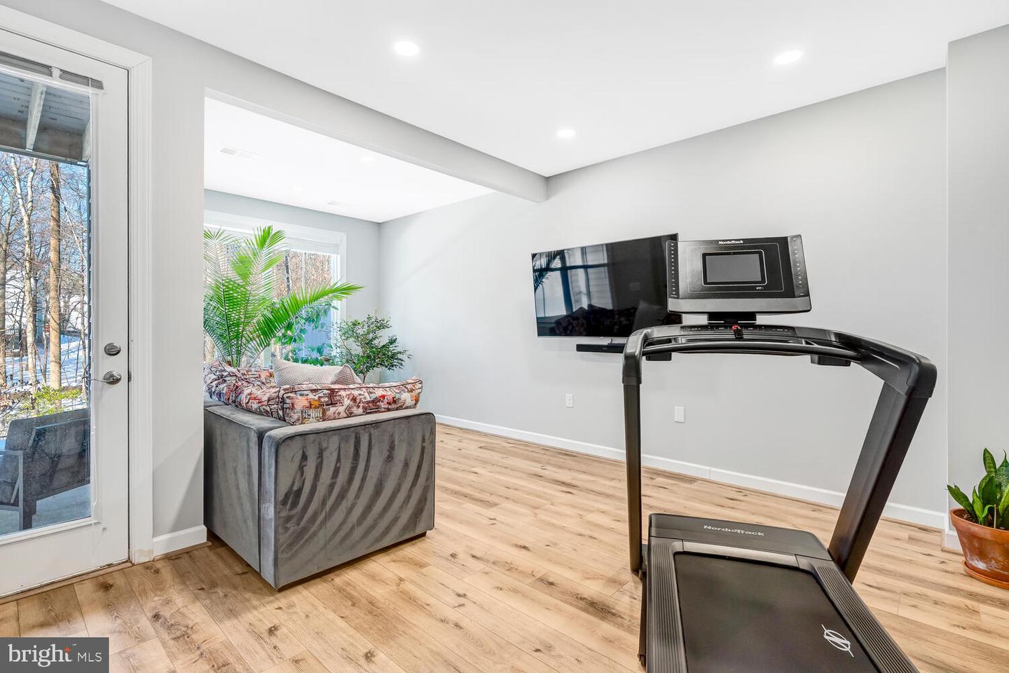 3871 RAINIER DR, FAIRFAX, Virginia 22033, 4 Bedrooms Bedrooms, ,3 BathroomsBathrooms,Residential,For sale,3871 RAINIER DR,VAFX2287154 MLS # VAFX2287154 3871 RAINIER DR, FAIRFAX, Virginia 22033, 4 Bedrooms Bedrooms, ,3 BathroomsBathrooms,Residential,For sale,3871 RAINIER DR,VAFX2287154 MLS # VAFX2287154