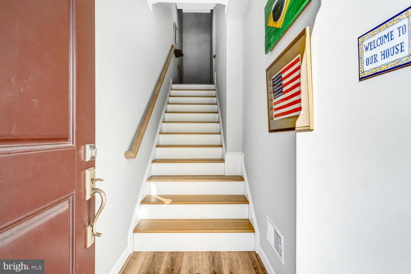 3871 RAINIER DR, FAIRFAX, Virginia 22033, 4 Bedrooms Bedrooms, ,3 BathroomsBathrooms,Residential,For sale,3871 RAINIER DR,VAFX2287154 MLS # VAFX2287154 3871 RAINIER DR, FAIRFAX, Virginia 22033, 4 Bedrooms Bedrooms, ,3 BathroomsBathrooms,Residential,For sale,3871 RAINIER DR,VAFX2287154 MLS # VAFX2287154