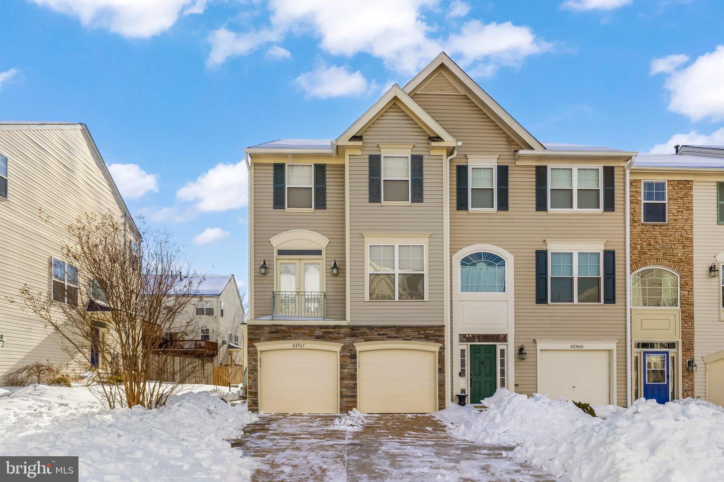 42967 ASTELL ST, CHANTILLY, Virginia 20152, 3 Bedrooms Bedrooms, ,2 BathroomsBathrooms,Residential,For sale,42967 ASTELL ST,VALO2114446 MLS # VALO2114446