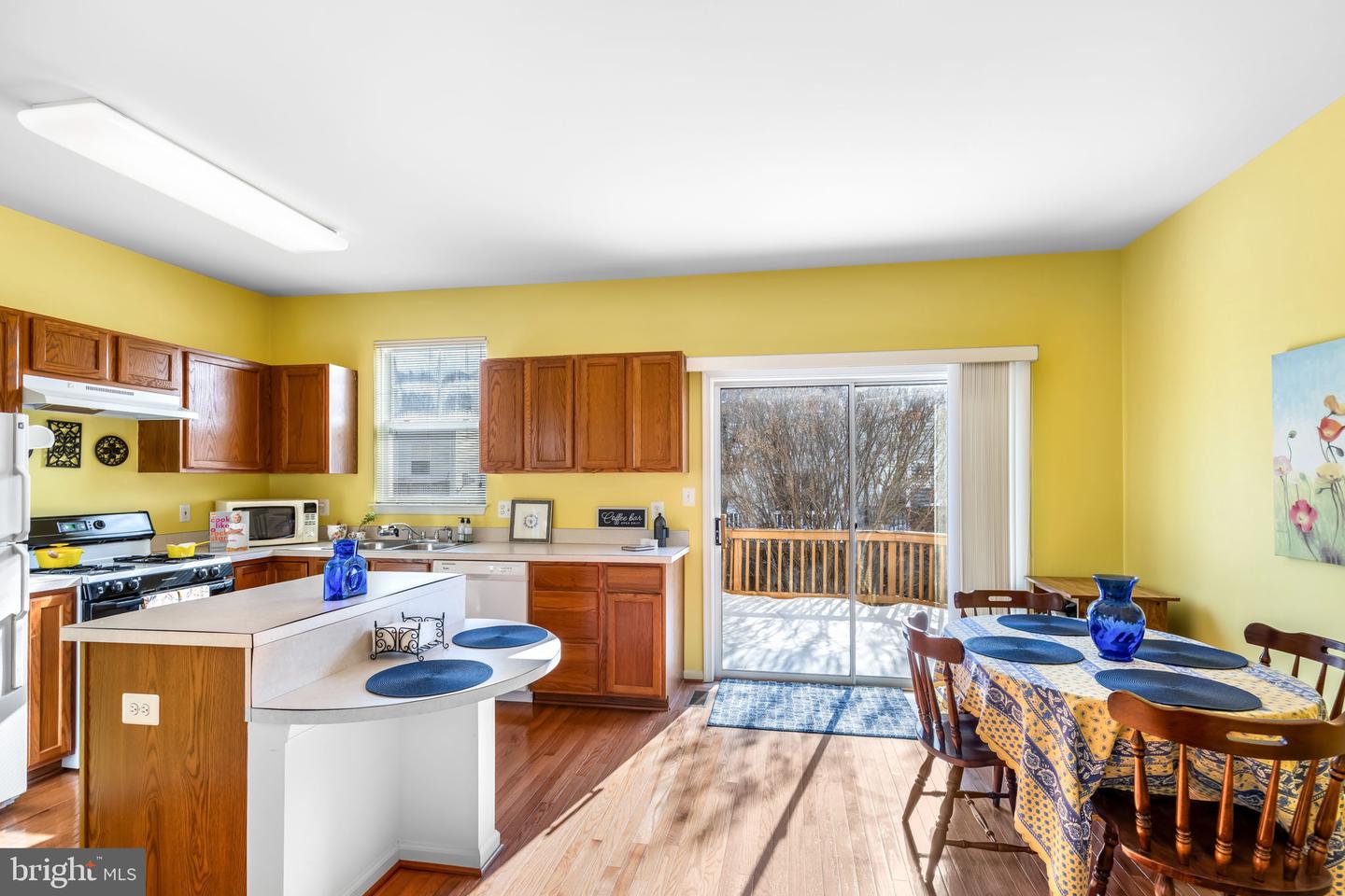 42967 ASTELL ST, CHANTILLY, Virginia 20152, 3 Bedrooms Bedrooms, ,2 BathroomsBathrooms,Residential,For sale,42967 ASTELL ST,VALO2114446 MLS # VALO2114446