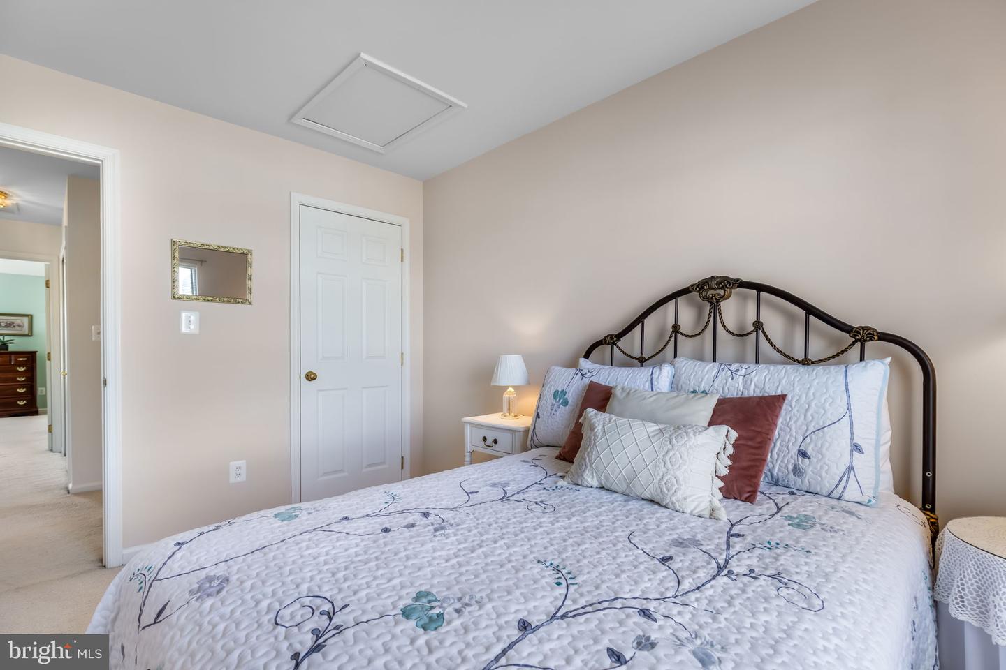 42967 ASTELL ST, CHANTILLY, Virginia 20152, 3 Bedrooms Bedrooms, ,2 BathroomsBathrooms,Residential,For sale,42967 ASTELL ST,VALO2114446 MLS # VALO2114446