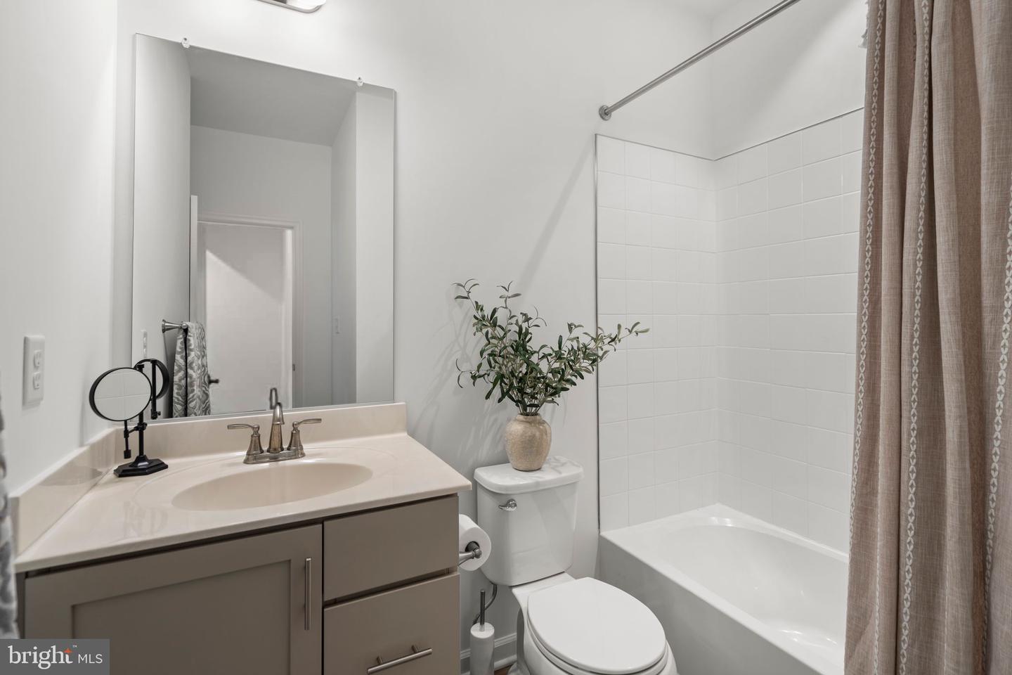 3137 ETON PL, WINCHESTER, Virginia 22601, 3 Bedrooms Bedrooms, ,2 BathroomsBathrooms,Residential,For sale,3137 ETON PL,VAWI2009840 MLS # VAWI2009840 3137 ETON PL, WINCHESTER, Virginia 22601, 3 Bedrooms Bedrooms, ,2 BathroomsBathrooms,Residential,For sale,3137 ETON PL,VAWI2009840 MLS # VAWI2009840