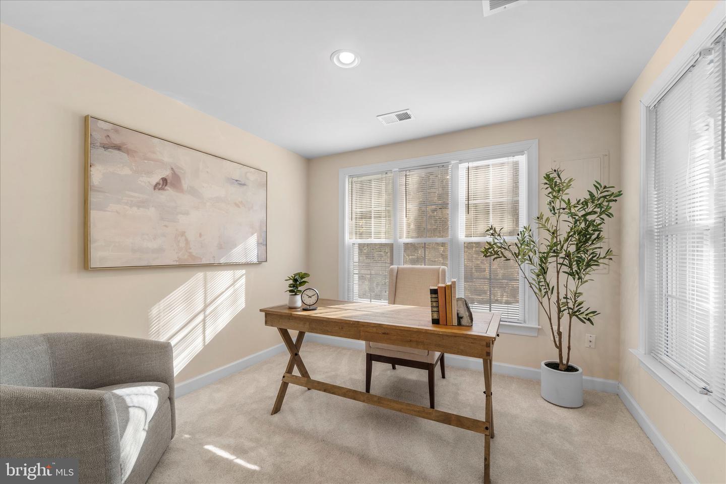 4017 VERRET DR #51, FAIRFAX, Virginia 22030, 3 Bedrooms Bedrooms, ,3 BathroomsBathrooms,Residential,For sale,4017 VERRET DR #51,VAFX2287178 MLS # VAFX2287178