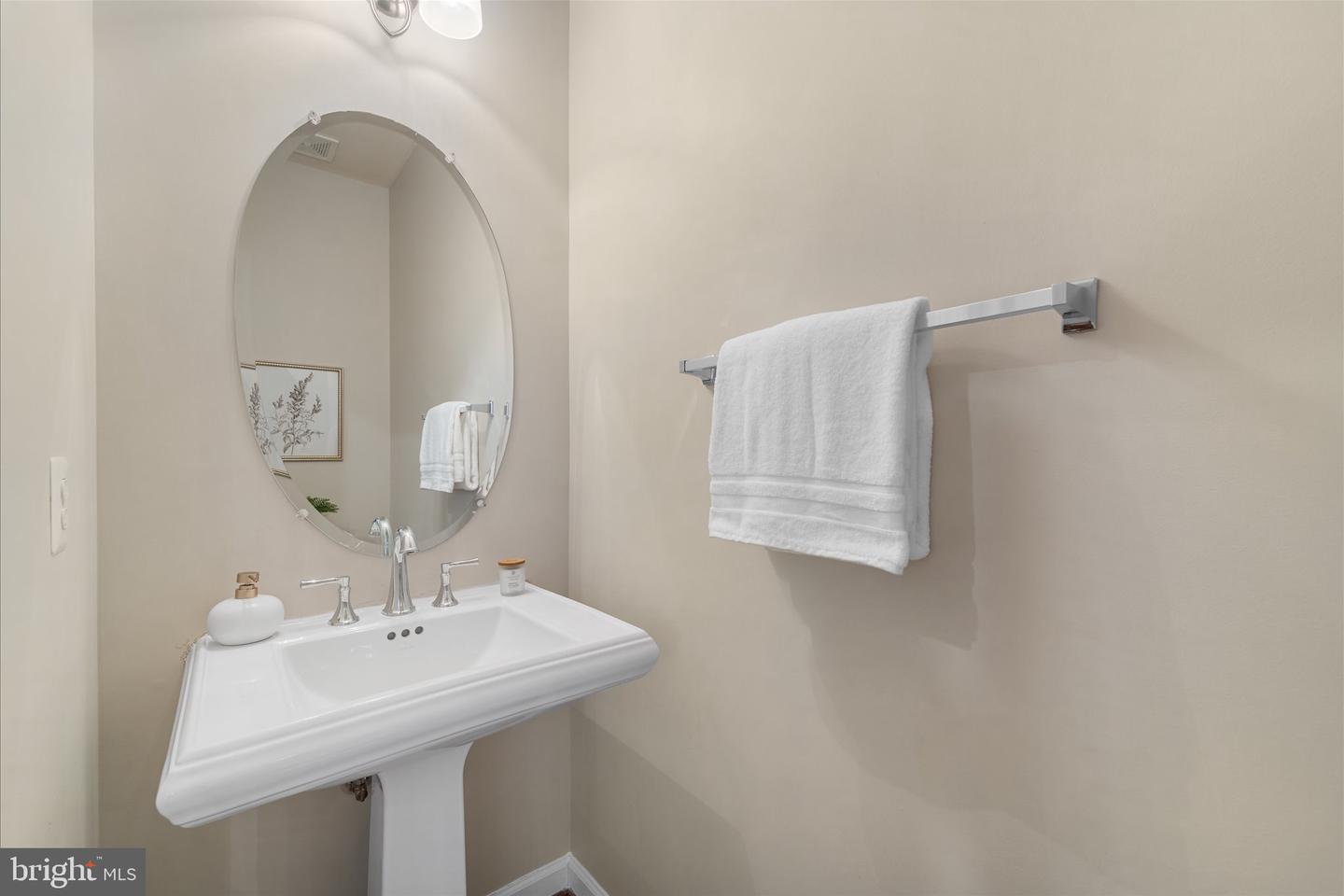 4017 VERRET DR #51, FAIRFAX, Virginia 22030, 3 Bedrooms Bedrooms, ,3 BathroomsBathrooms,Residential,For sale,4017 VERRET DR #51,VAFX2287178 MLS # VAFX2287178