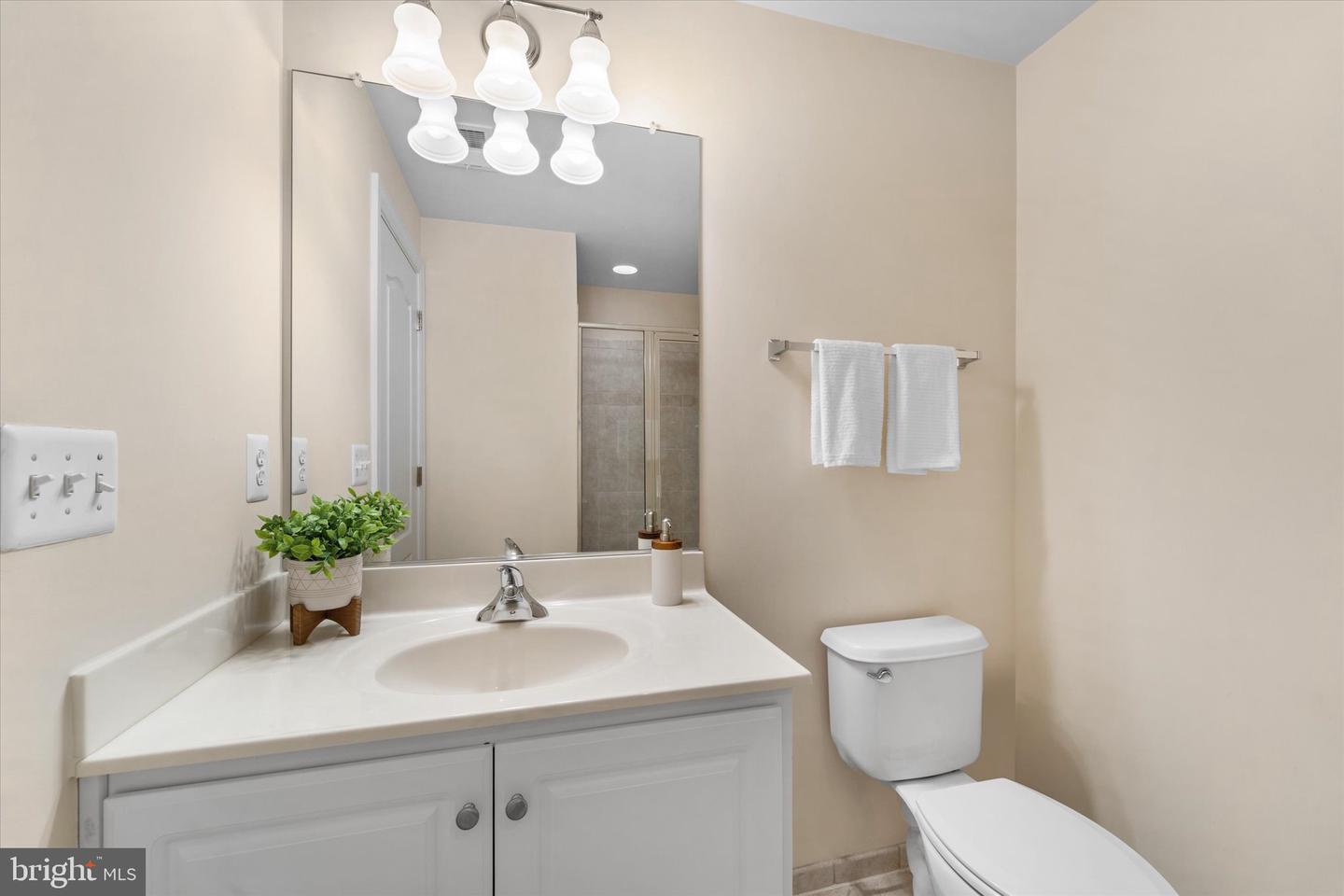 4017 VERRET DR #51, FAIRFAX, Virginia 22030, 3 Bedrooms Bedrooms, ,3 BathroomsBathrooms,Residential,For sale,4017 VERRET DR #51,VAFX2287178 MLS # VAFX2287178