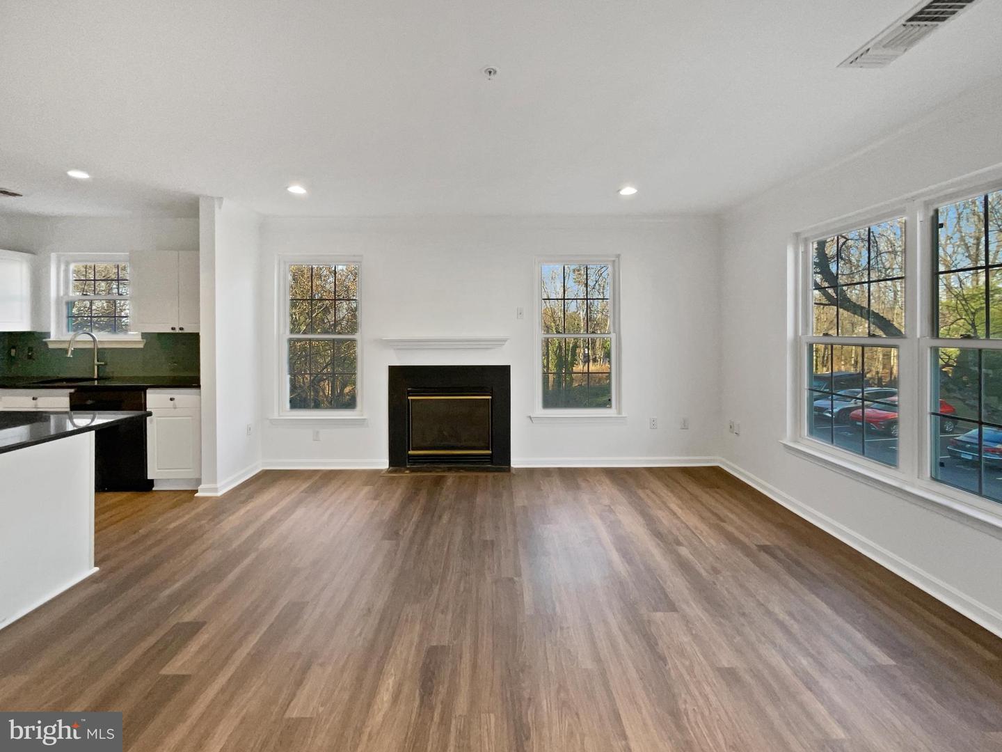 4544 SUPERIOR SQ, FAIRFAX, Virginia 22033, 3 Bedrooms Bedrooms, ,2 BathroomsBathrooms,Residential,For sale,4544 SUPERIOR SQ,VAFX2287278 MLS # VAFX2287278 4544 SUPERIOR SQ, FAIRFAX, Virginia 22033, 3 Bedrooms Bedrooms, ,2 BathroomsBathrooms,Residential,For sale,4544 SUPERIOR SQ,VAFX2287278 MLS # VAFX2287278