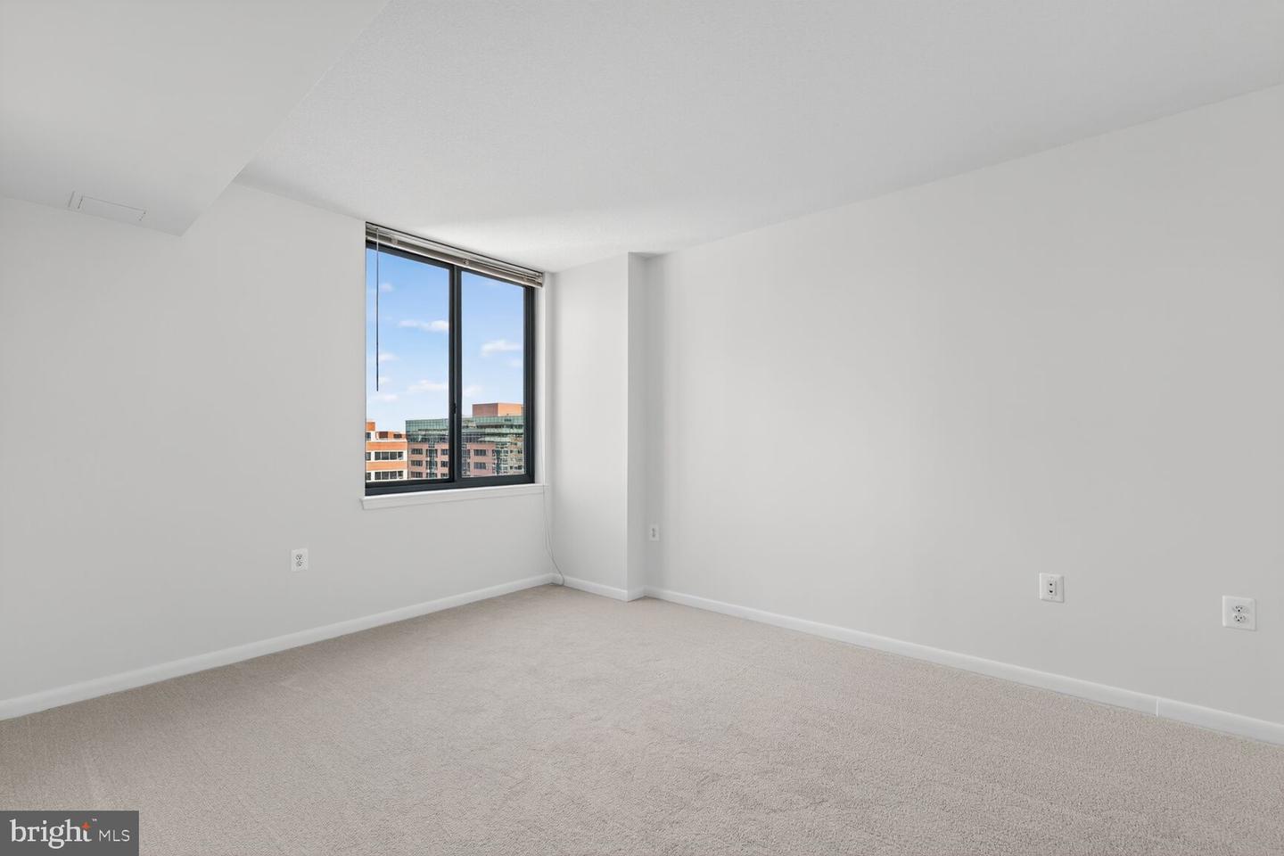 851 N GLEBE RD #817, ARLINGTON, Virginia 22203, 2 Bedrooms Bedrooms, ,2 BathroomsBathrooms,Residential,For sale,851 N GLEBE RD #817,VAAR2068076 MLS # VAAR2068076