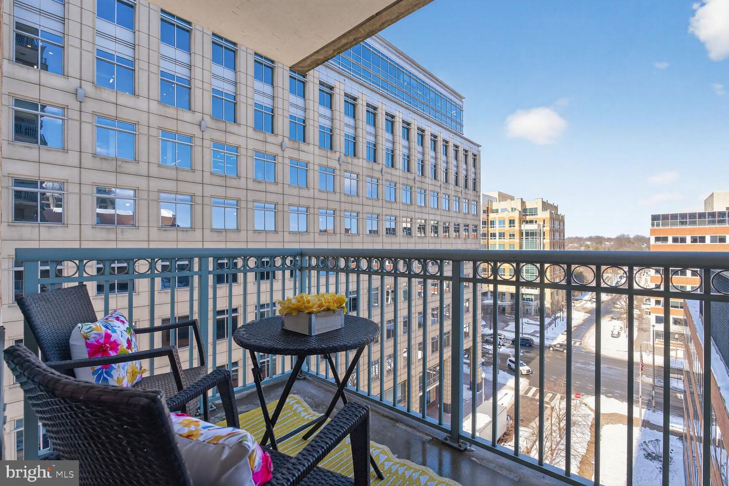 851 N GLEBE RD #817, ARLINGTON, Virginia 22203, 2 Bedrooms Bedrooms, ,2 BathroomsBathrooms,Residential,For sale,851 N GLEBE RD #817,VAAR2068076 MLS # VAAR2068076