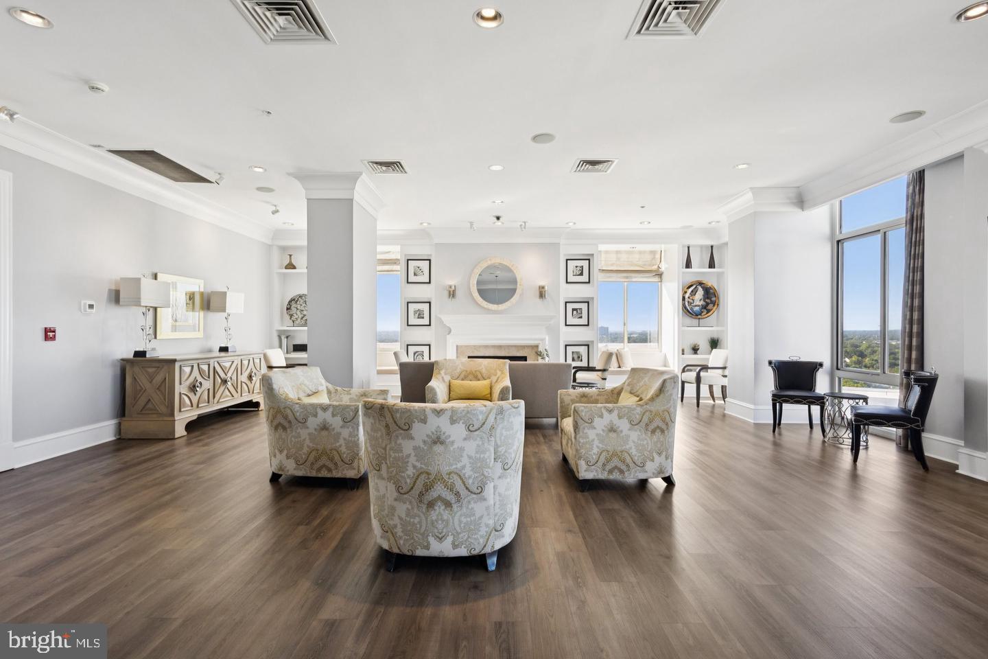 851 N GLEBE RD #817, ARLINGTON, Virginia 22203, 2 Bedrooms Bedrooms, ,2 BathroomsBathrooms,Residential,For sale,851 N GLEBE RD #817,VAAR2068076 MLS # VAAR2068076