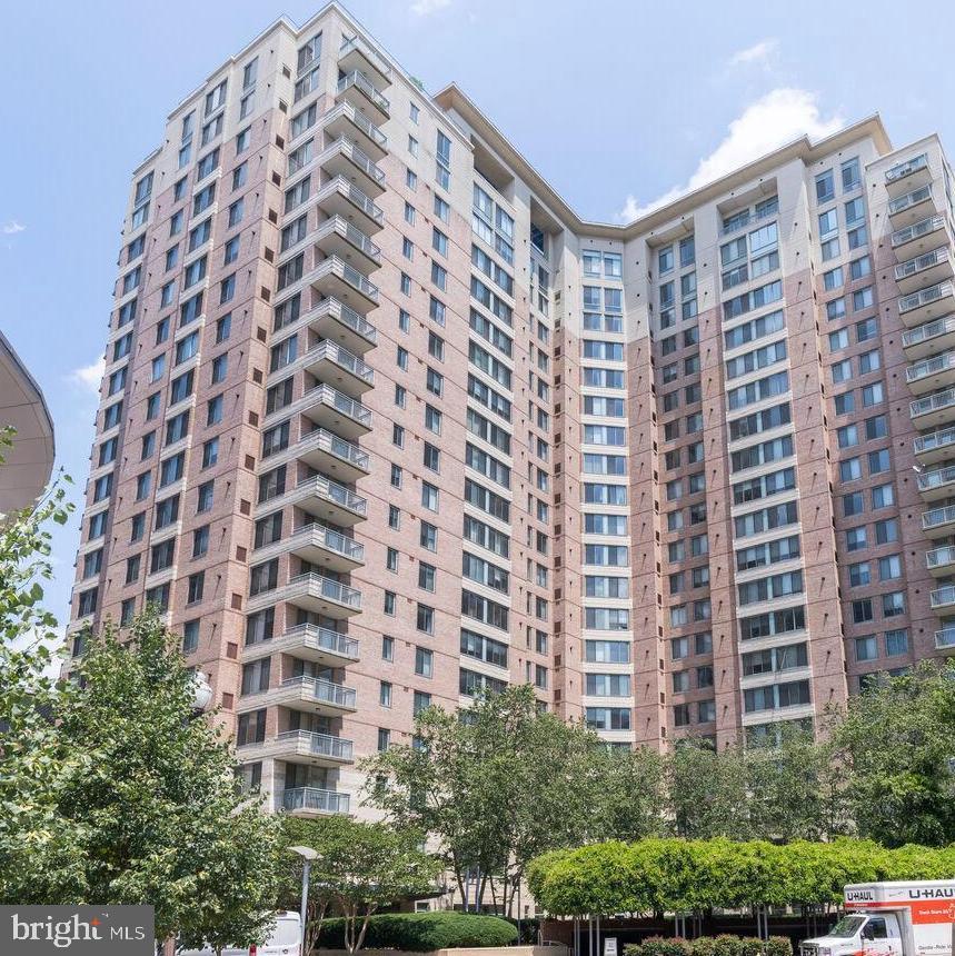 851 N GLEBE RD #817, ARLINGTON, Virginia 22203, 2 Bedrooms Bedrooms, ,2 BathroomsBathrooms,Residential,For sale,851 N GLEBE RD #817,VAAR2068076 MLS # VAAR2068076