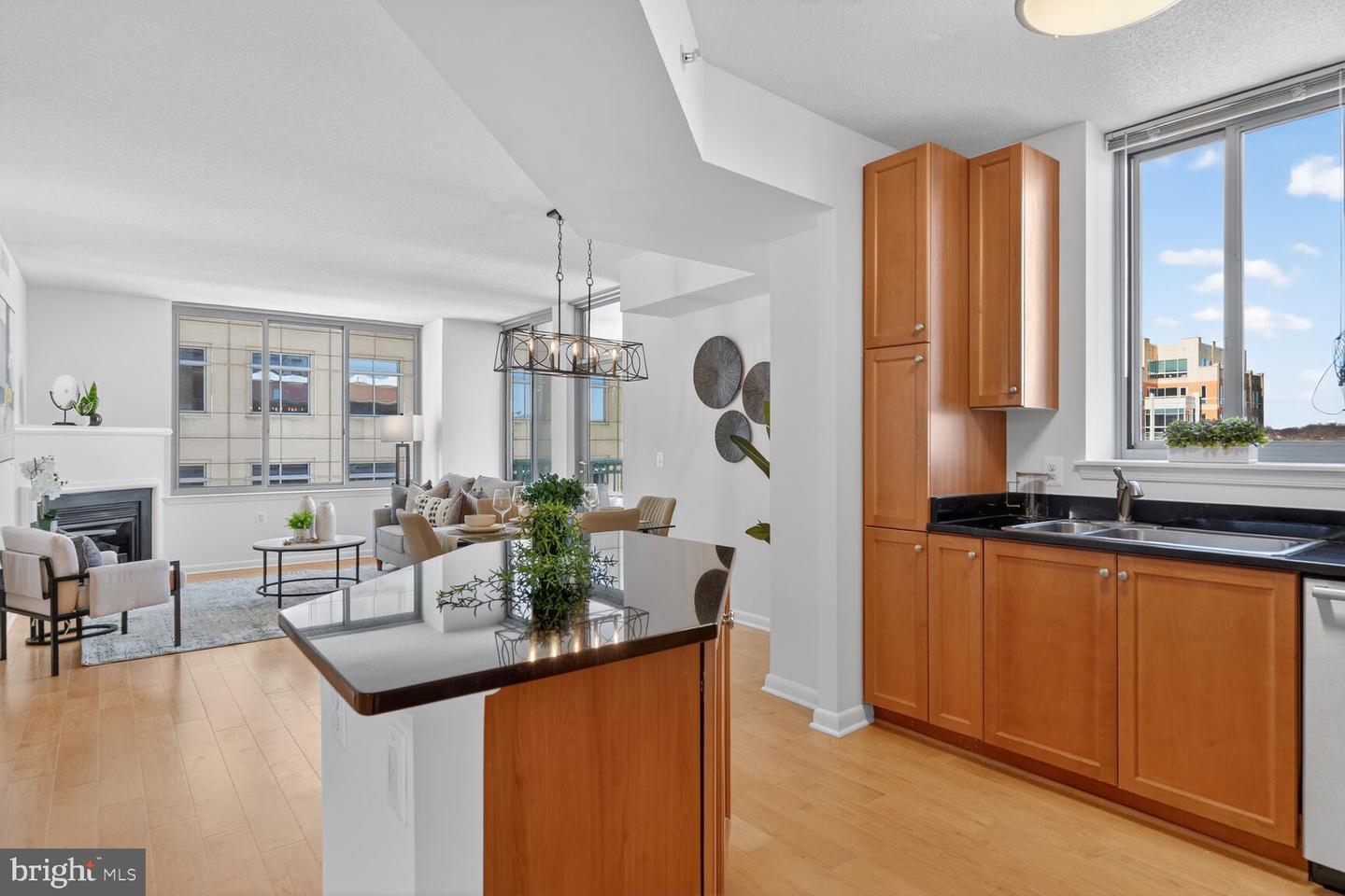 851 N GLEBE RD #817, ARLINGTON, Virginia 22203, 2 Bedrooms Bedrooms, ,2 BathroomsBathrooms,Residential,For sale,851 N GLEBE RD #817,VAAR2068076 MLS # VAAR2068076