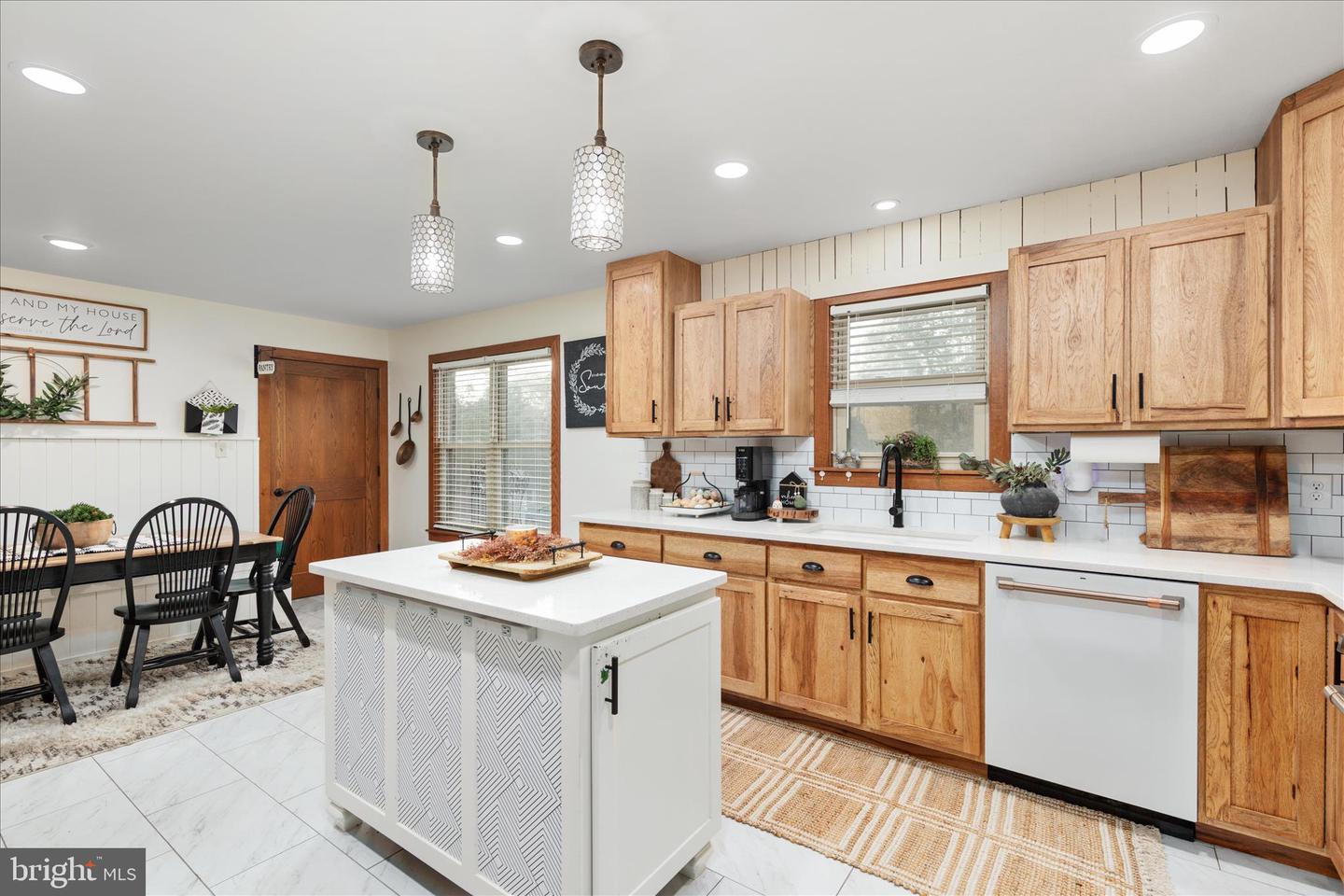 2050 BACK RD, WOODSTOCK, Virginia 22664, 4 Bedrooms Bedrooms, ,3 BathroomsBathrooms,Residential,For sale,2050 BACK RD,VASH2013450 MLS # VASH2013450 2050 BACK RD, WOODSTOCK, Virginia 22664, 4 Bedrooms Bedrooms, ,3 BathroomsBathrooms,Residential,For sale,2050 BACK RD,VASH2013450 MLS # VASH2013450